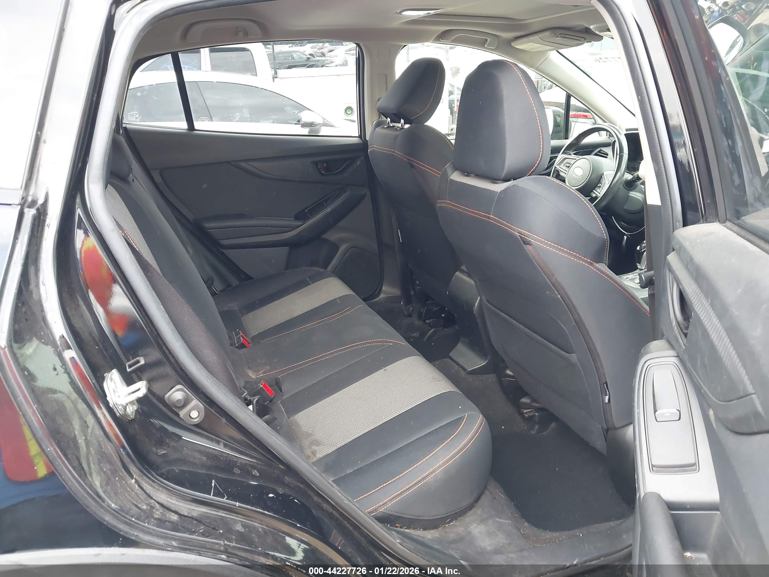 SUBARU CROSSTREK image 8