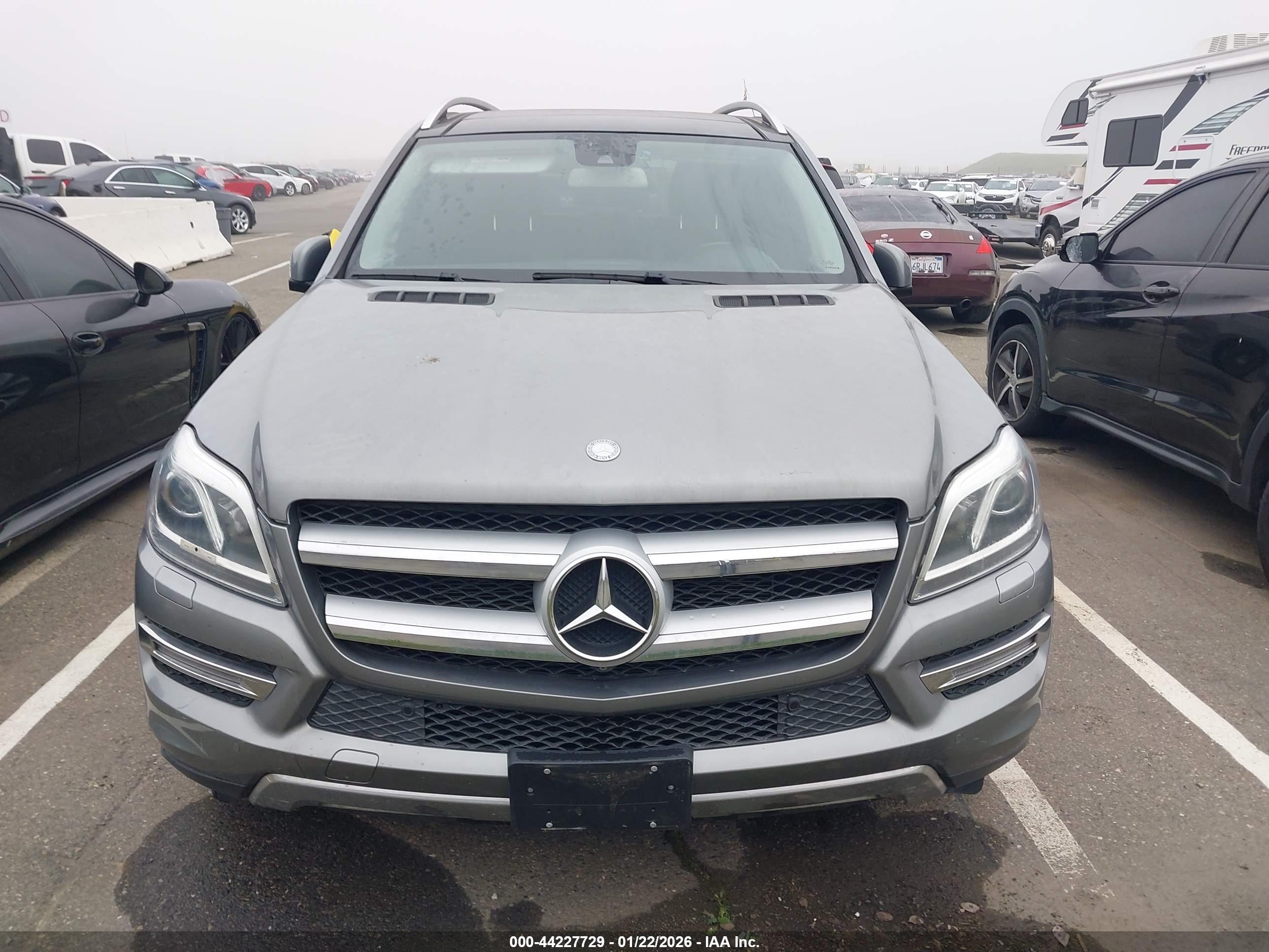 MERCEDES-BENZ GL image 6