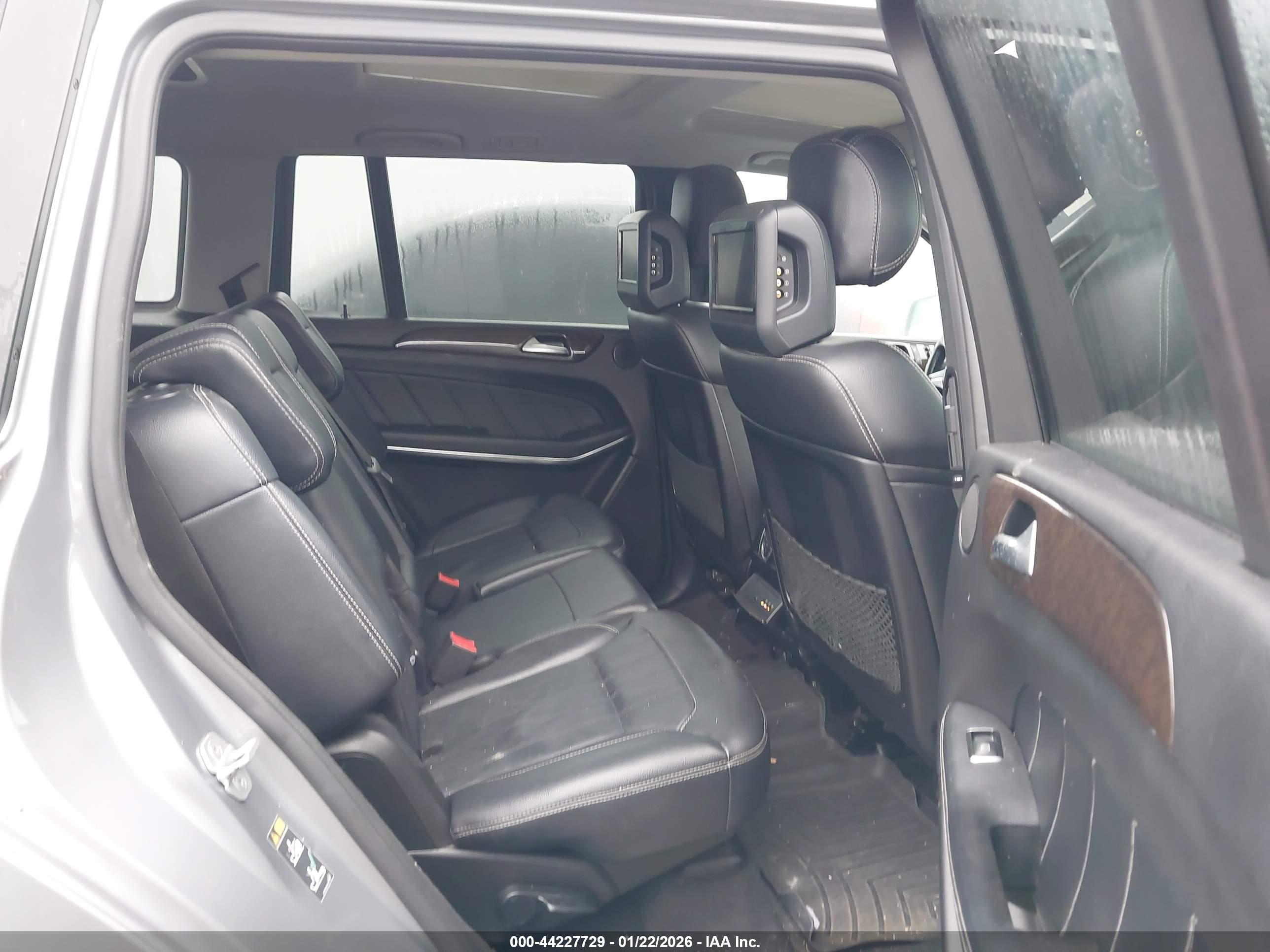 MERCEDES-BENZ GL image 8