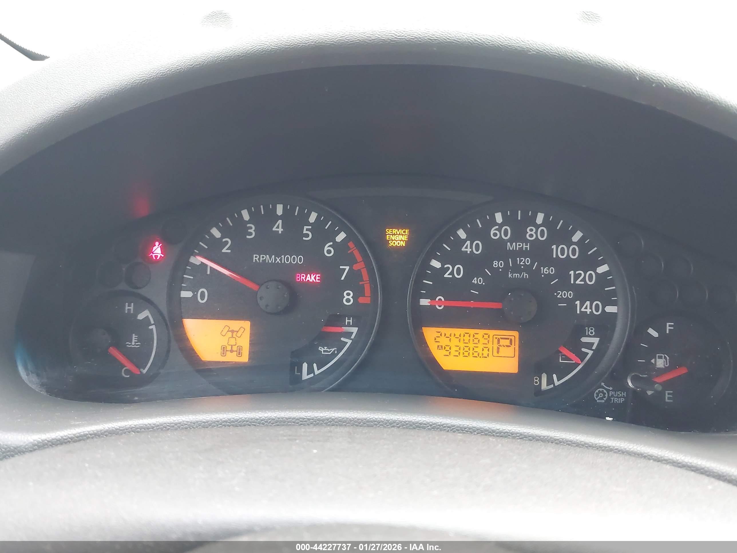 NISSAN XTERRA image 7
