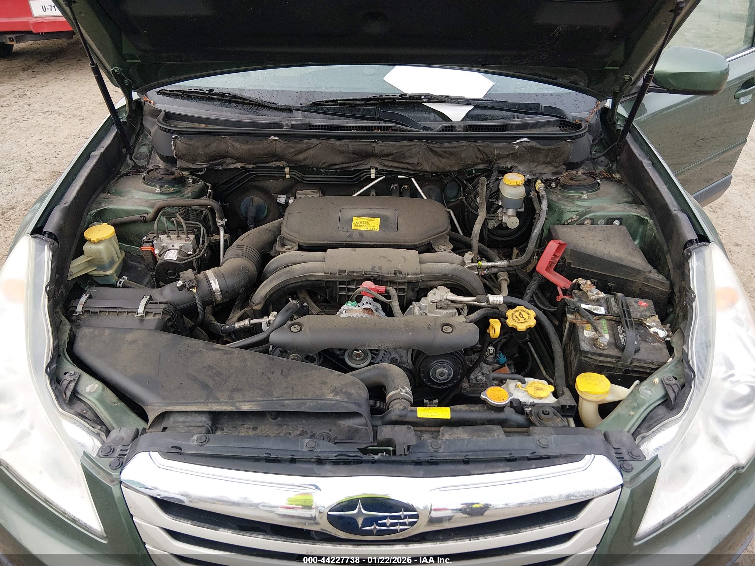 SUBARU OUTBACK image 10