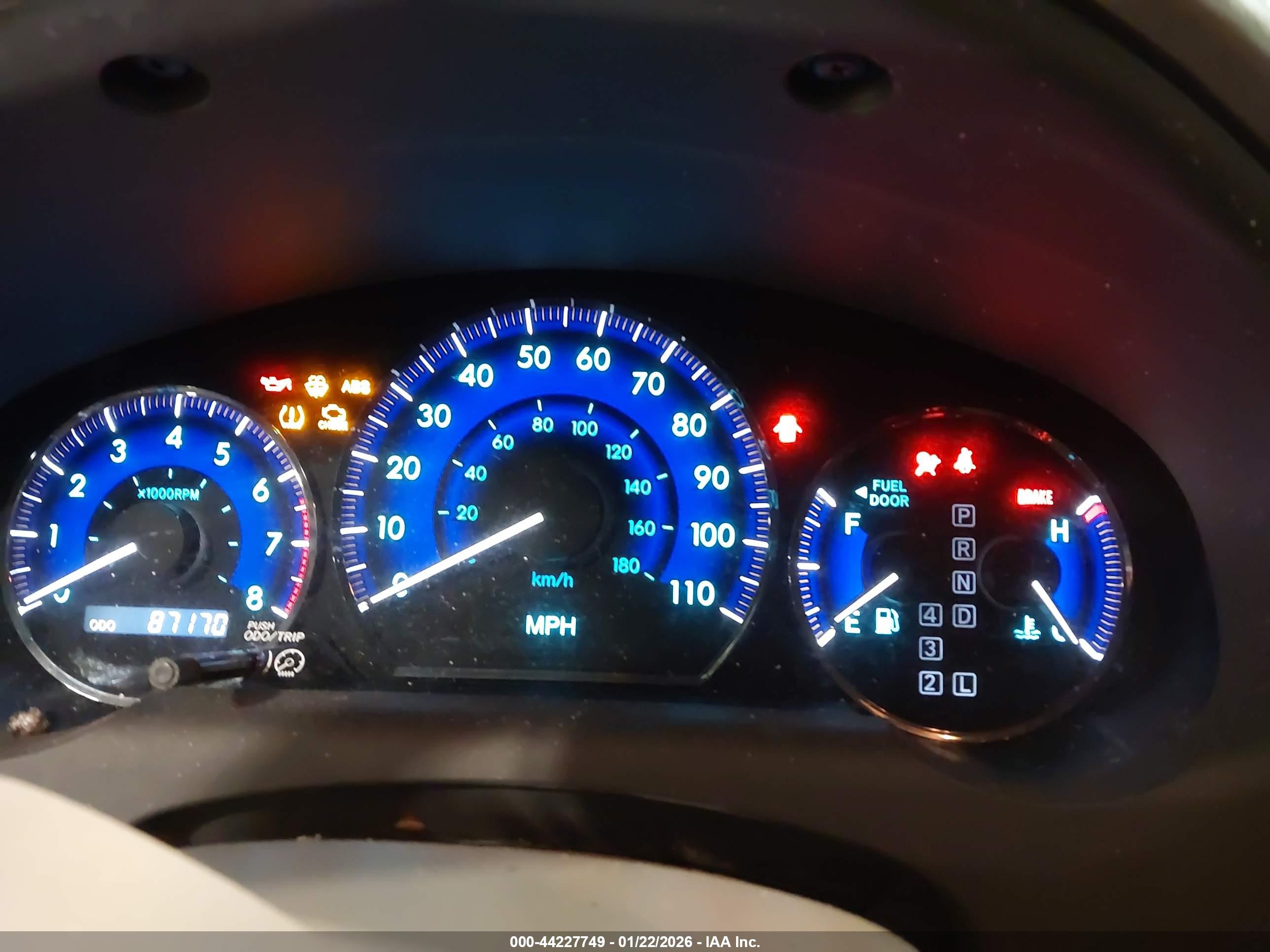 TOYOTA SIENNA image 7