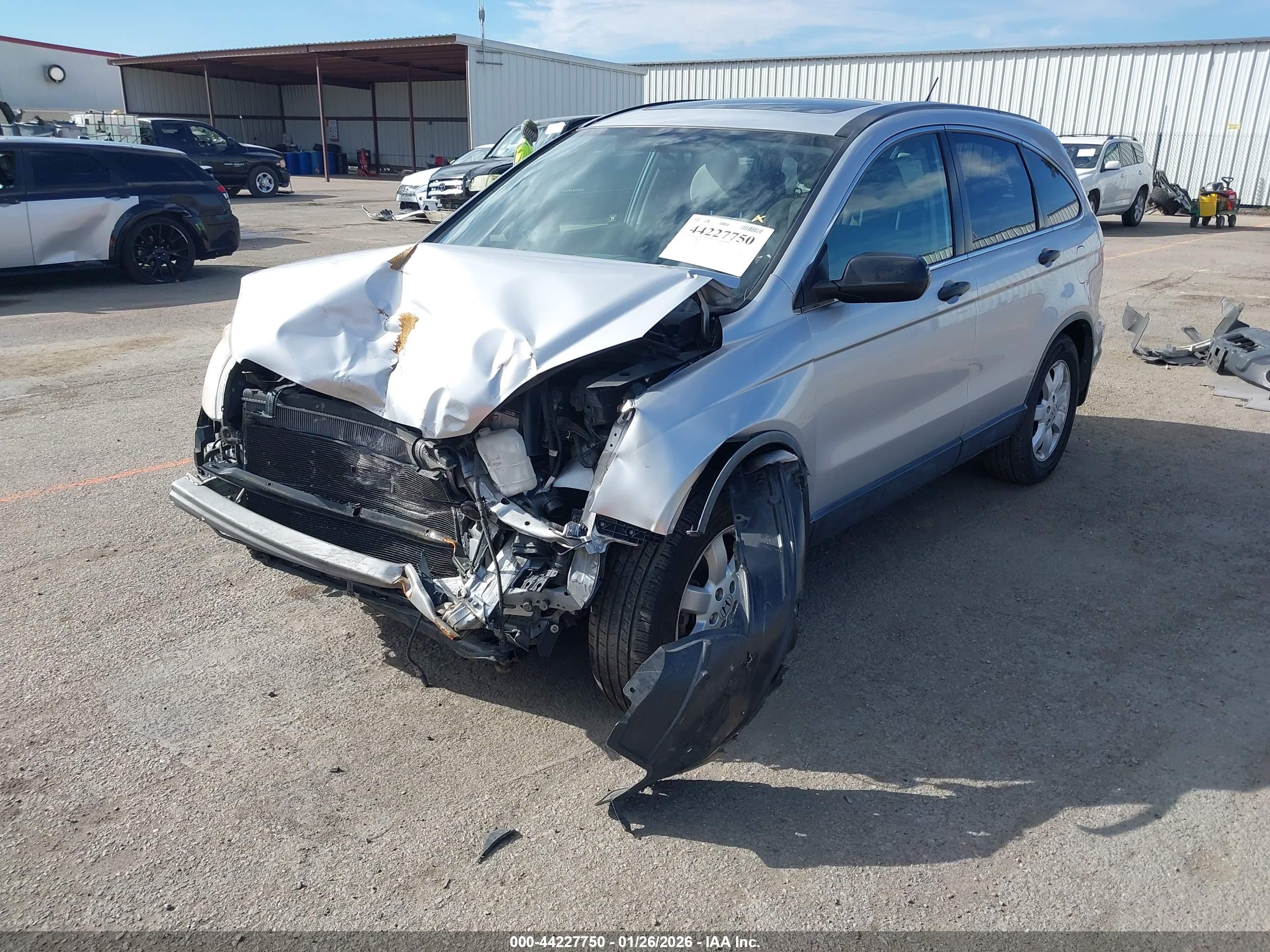 HONDA CR-V image 2