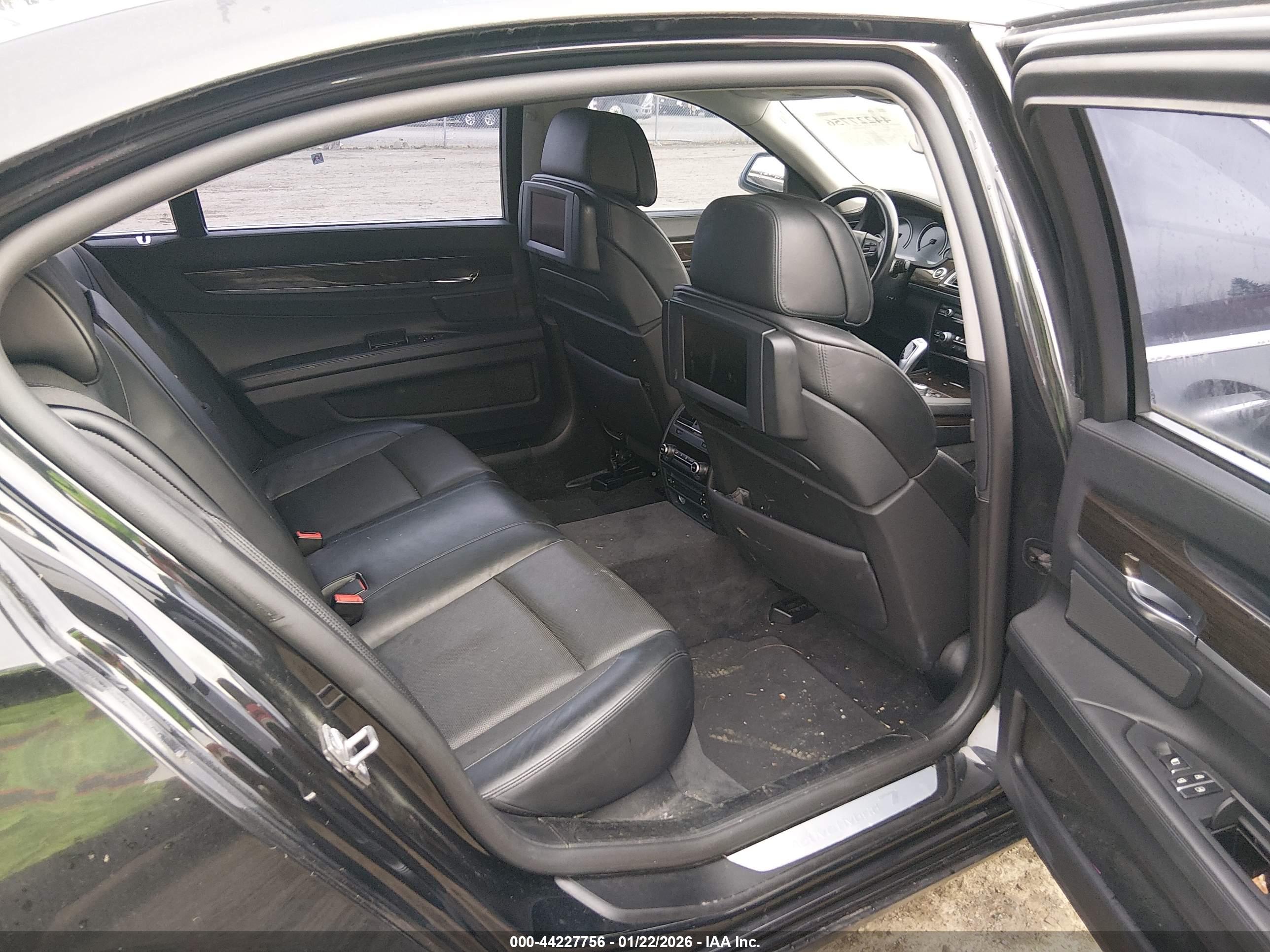 BMW ACTIVEHYBRID image 8