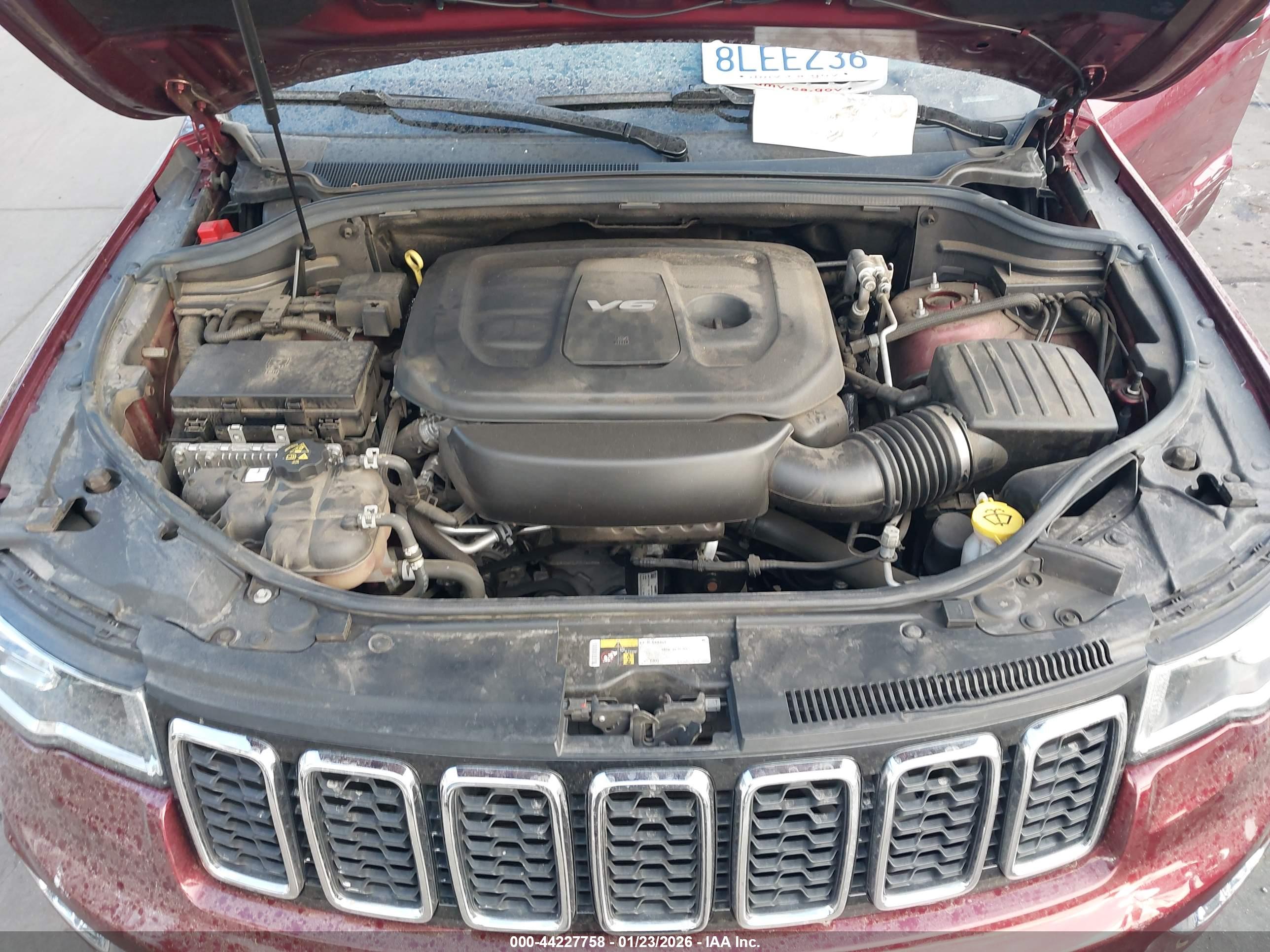 JEEP GRAND image 10