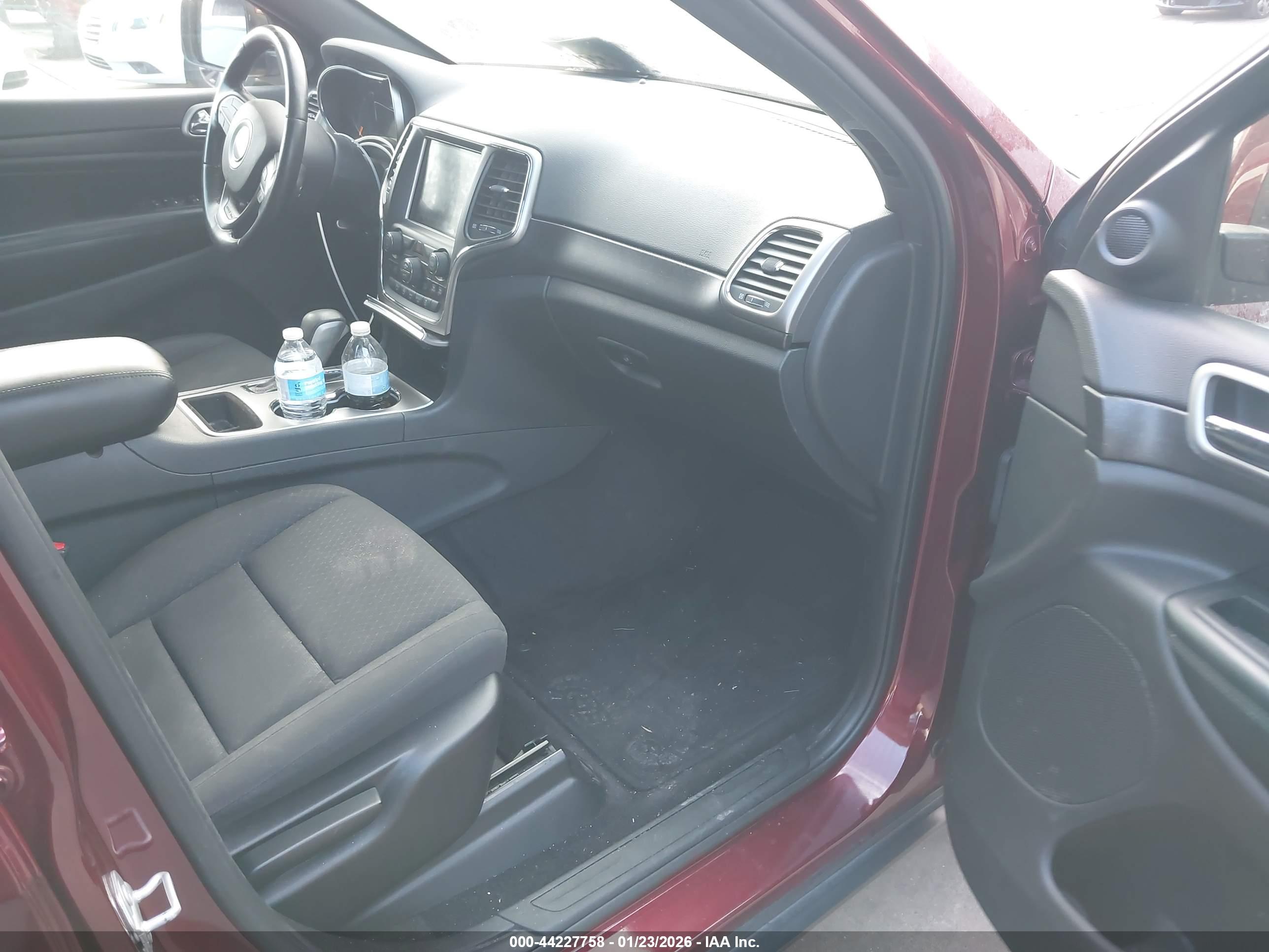 JEEP GRAND image 5