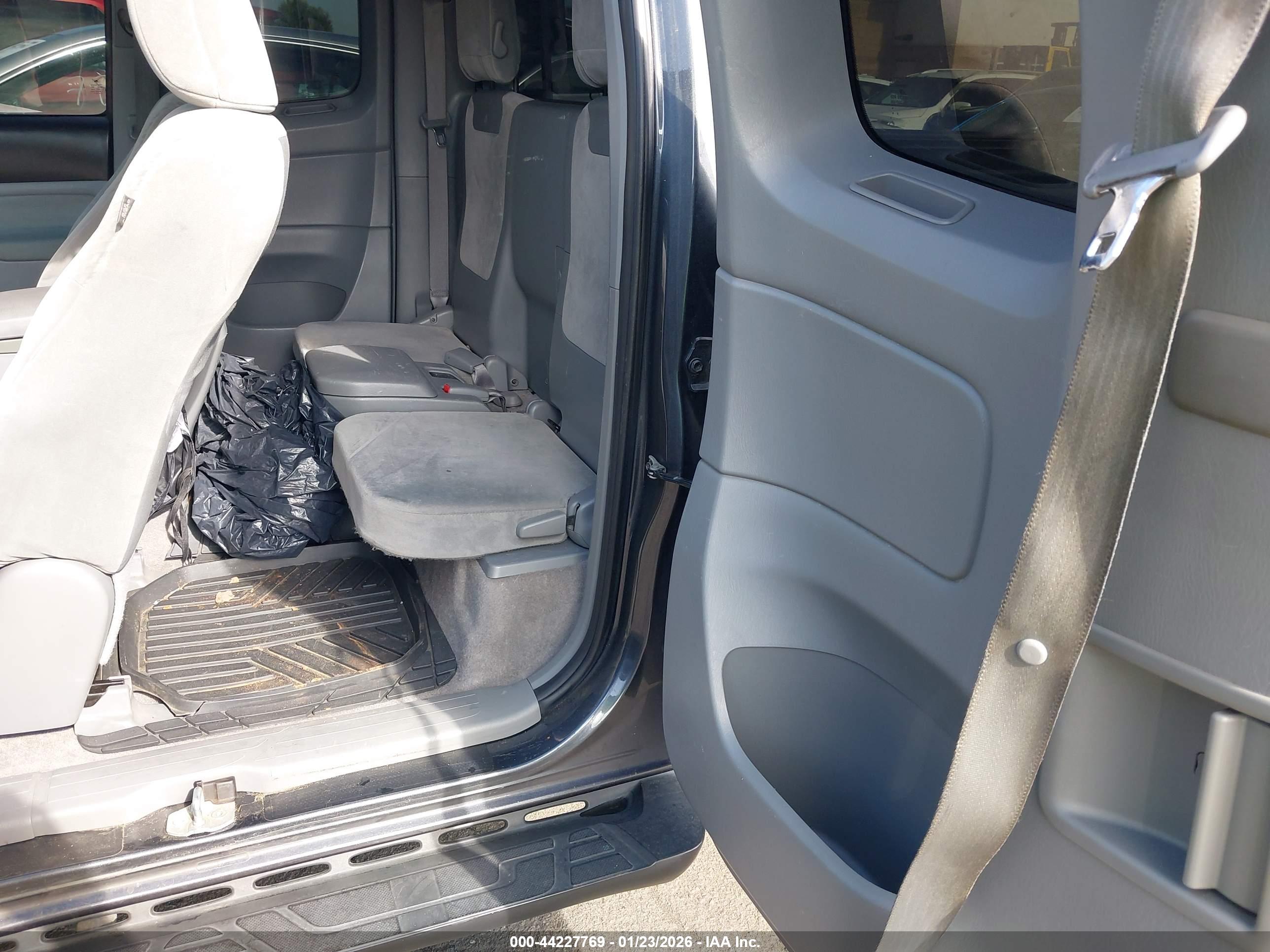 TOYOTA TACOMA image 8