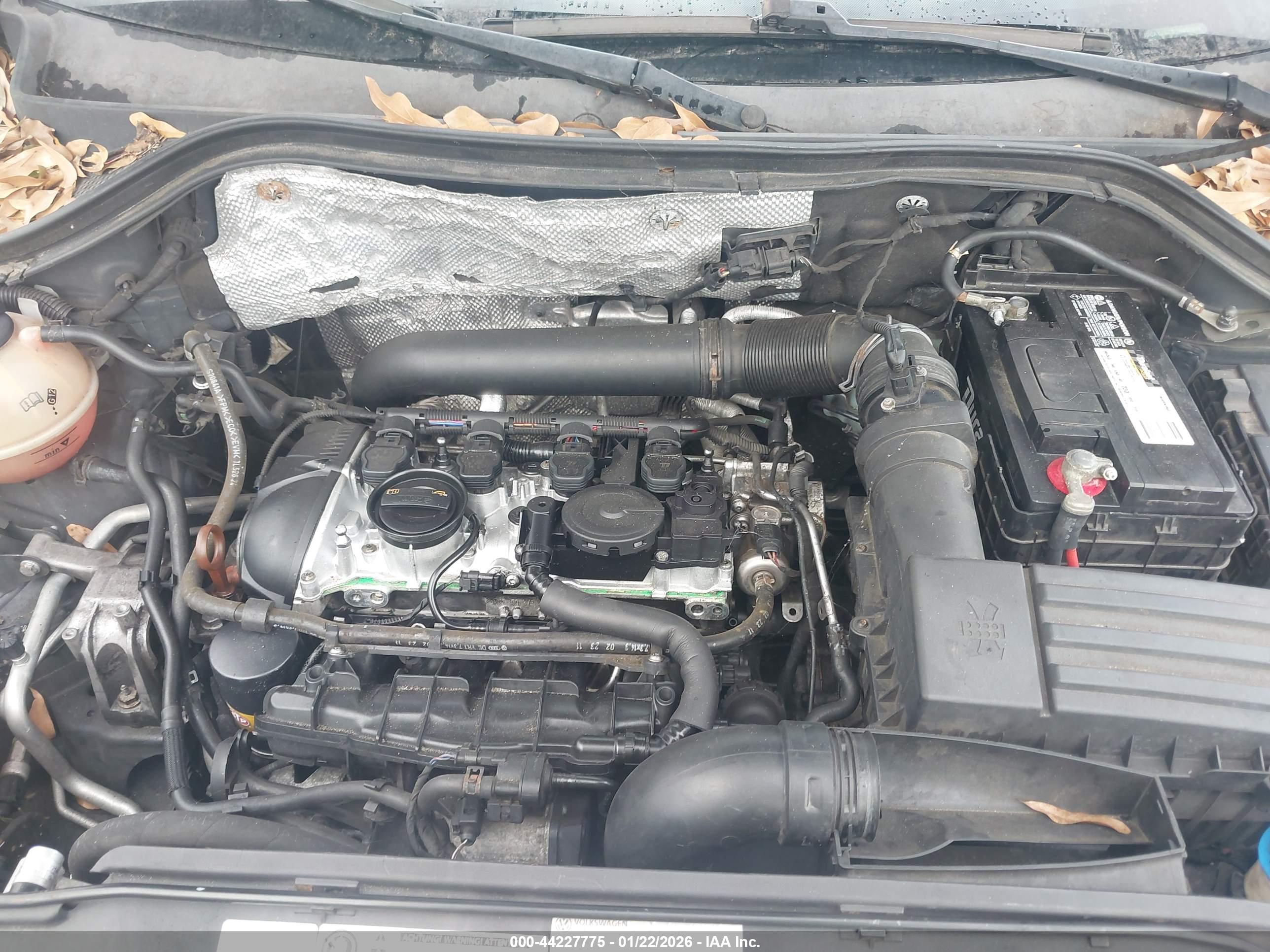 VOLKSWAGEN TIGUAN image 10