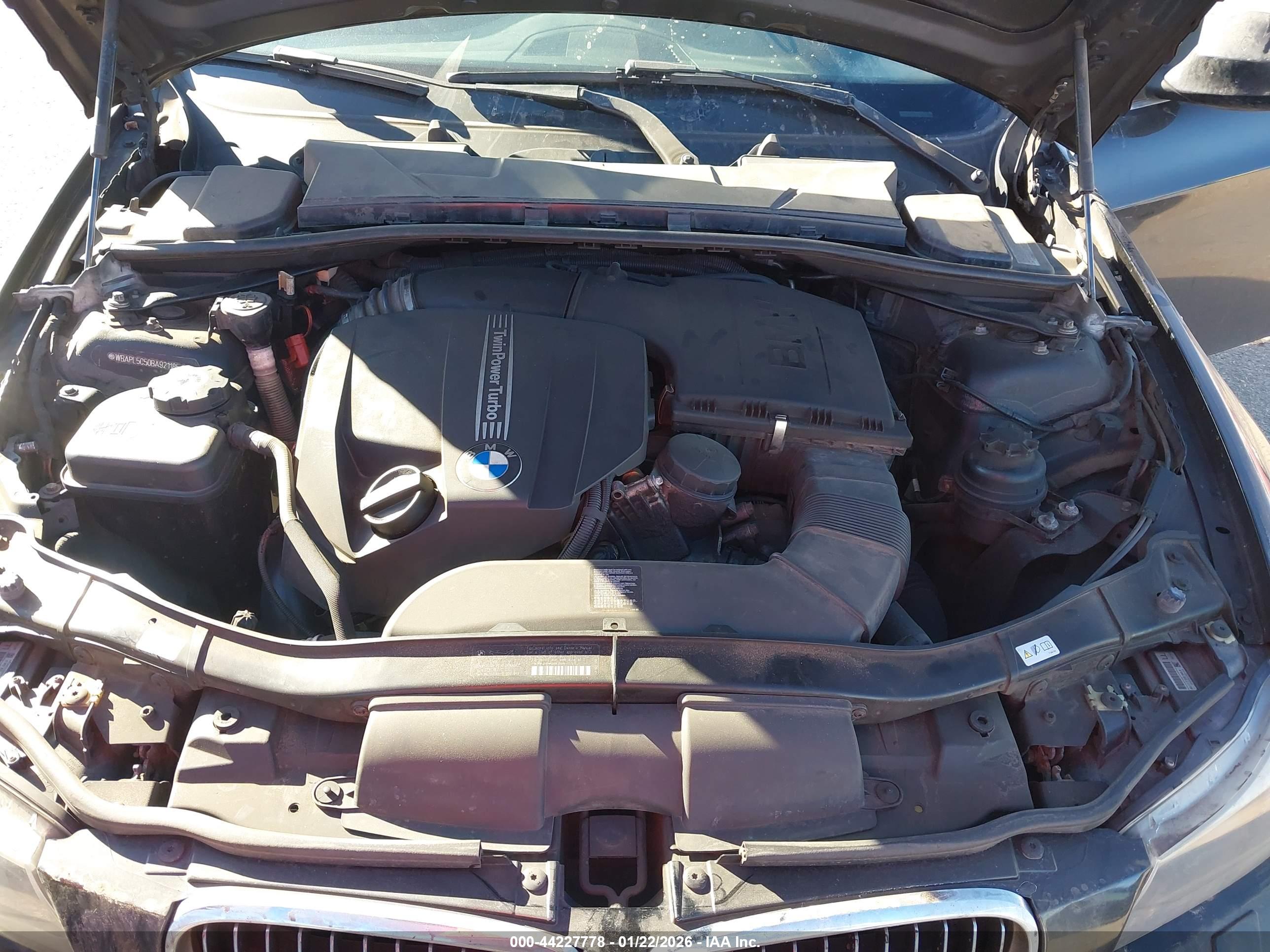 BMW 335I image 10