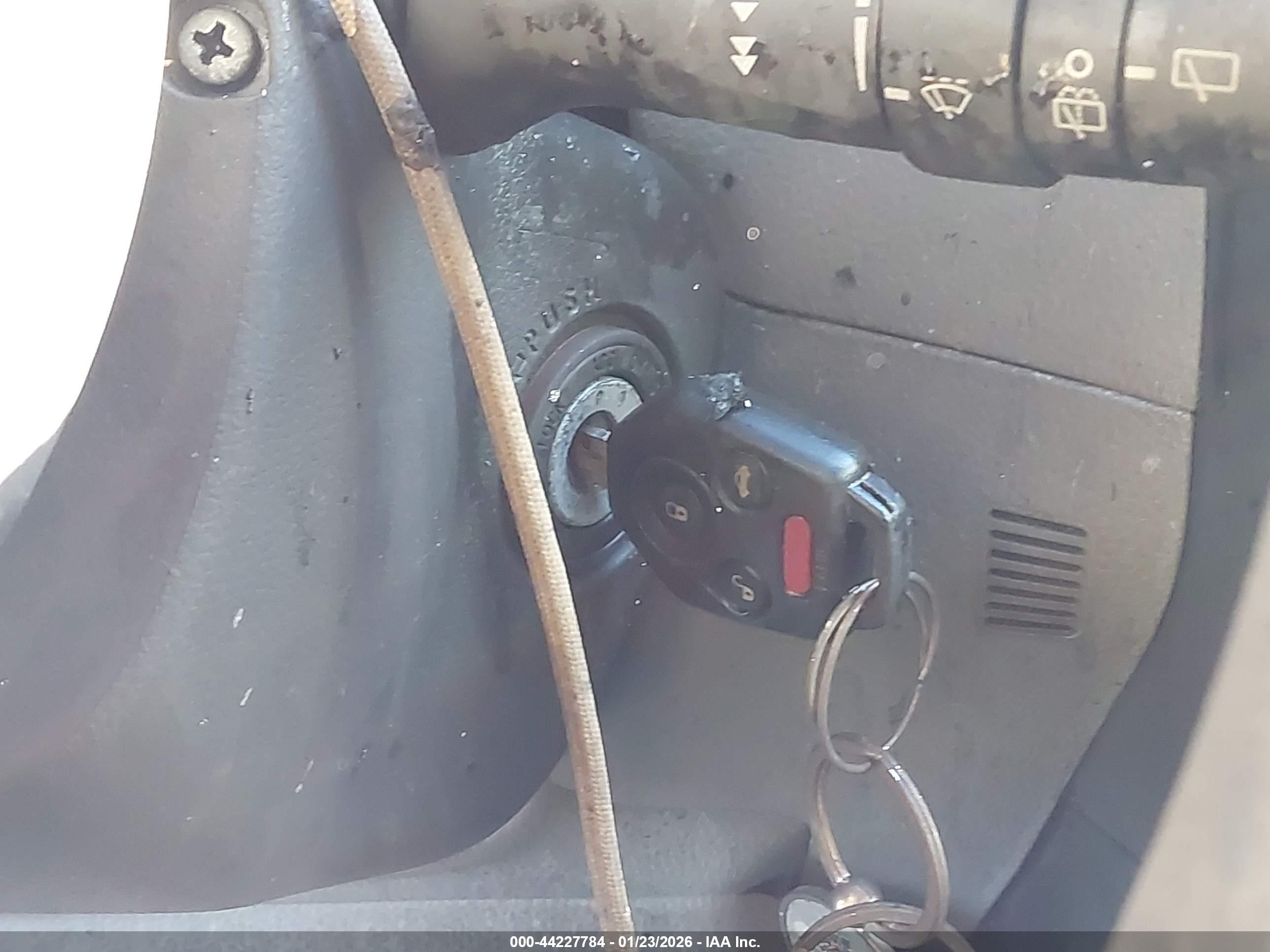 SUBARU FORESTER image 11