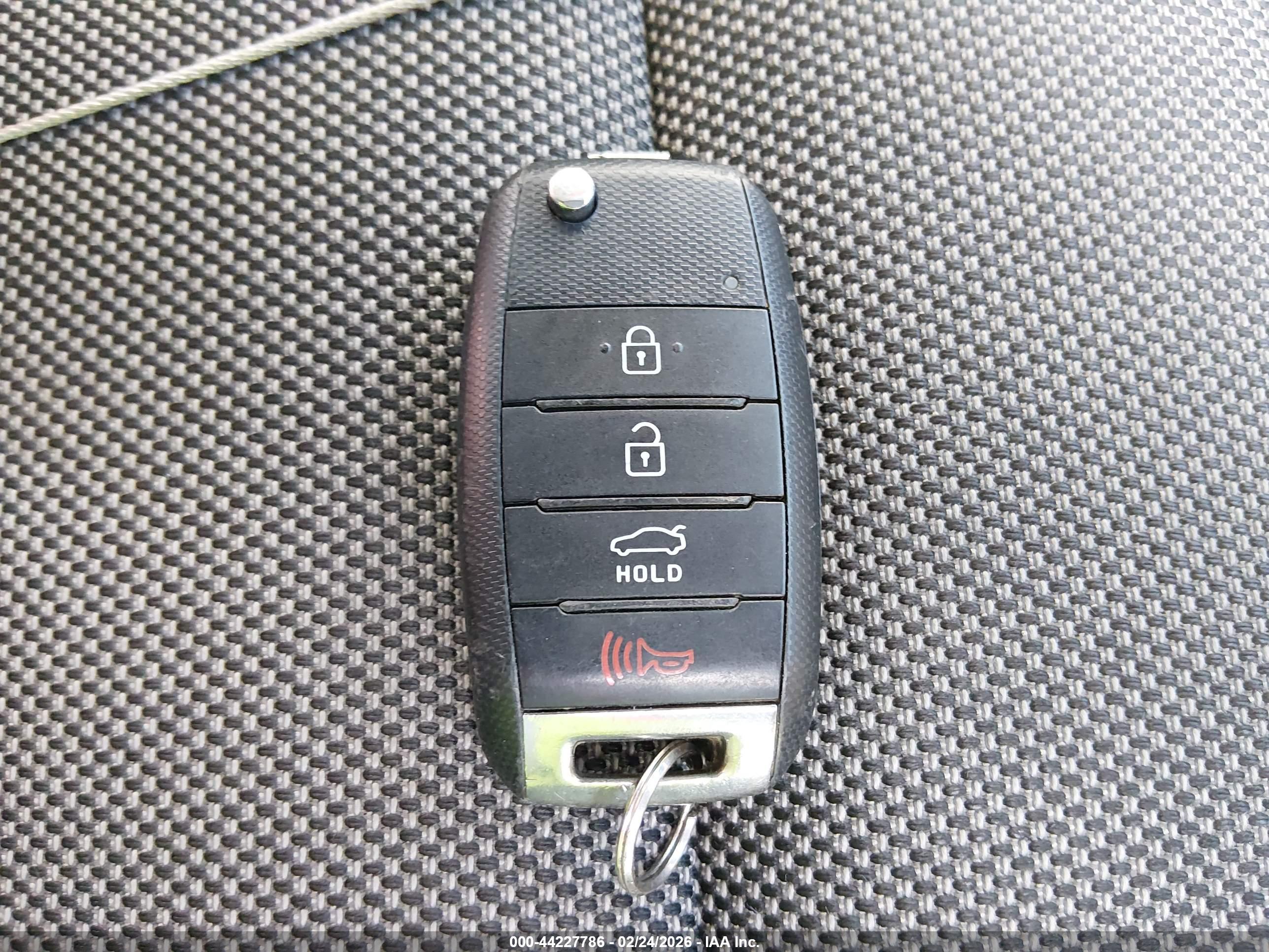 KIA OPTIMA image 11