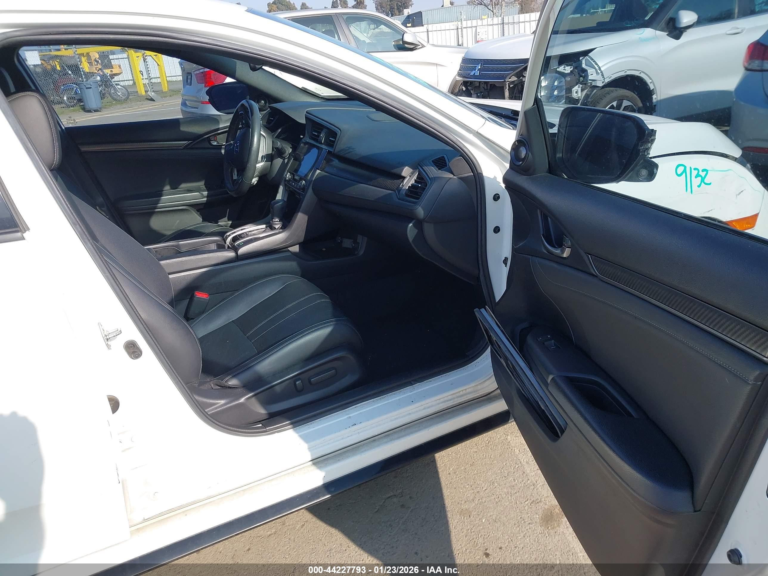 HONDA CIVIC image 5