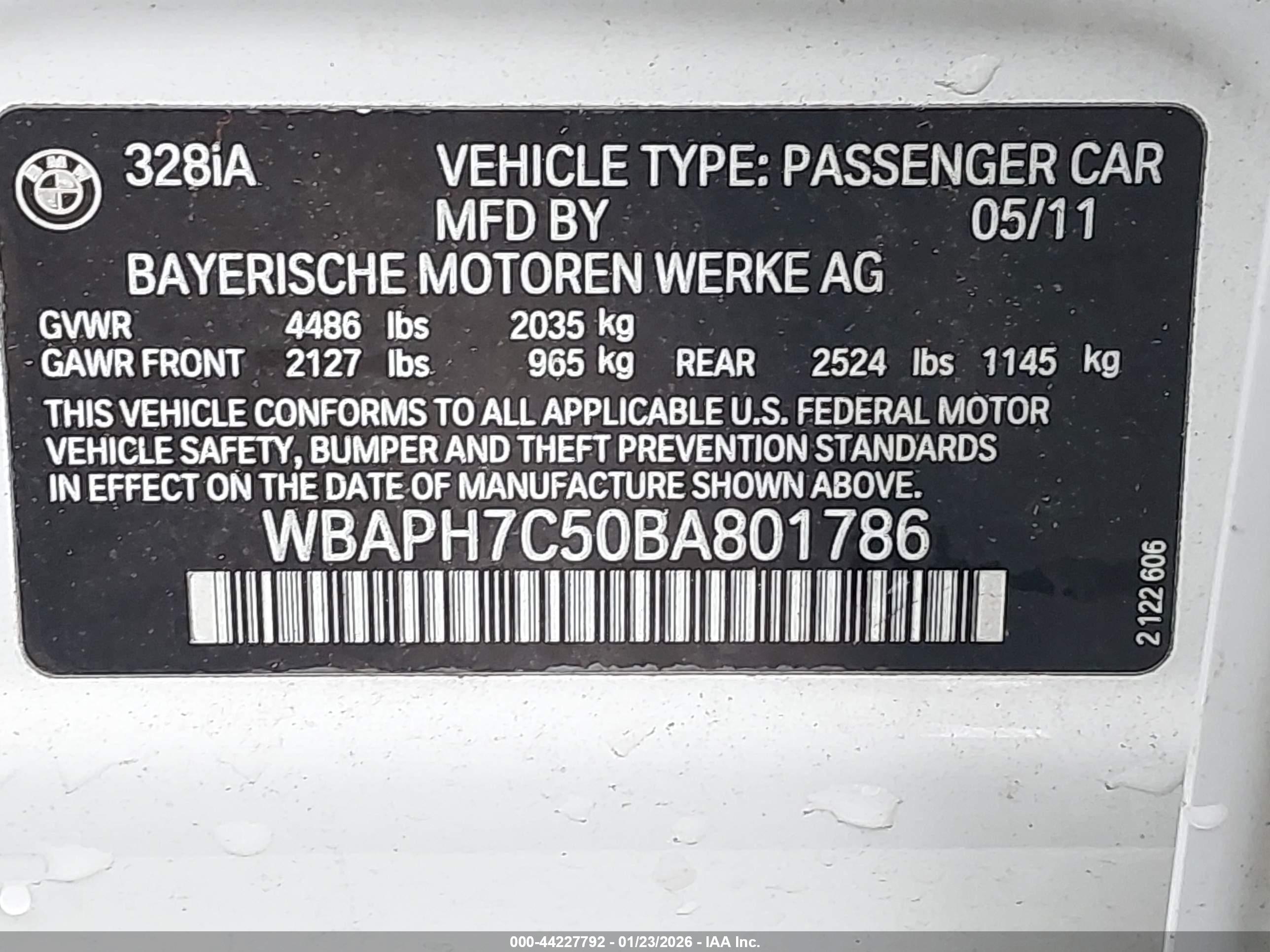 BMW 328I image 9