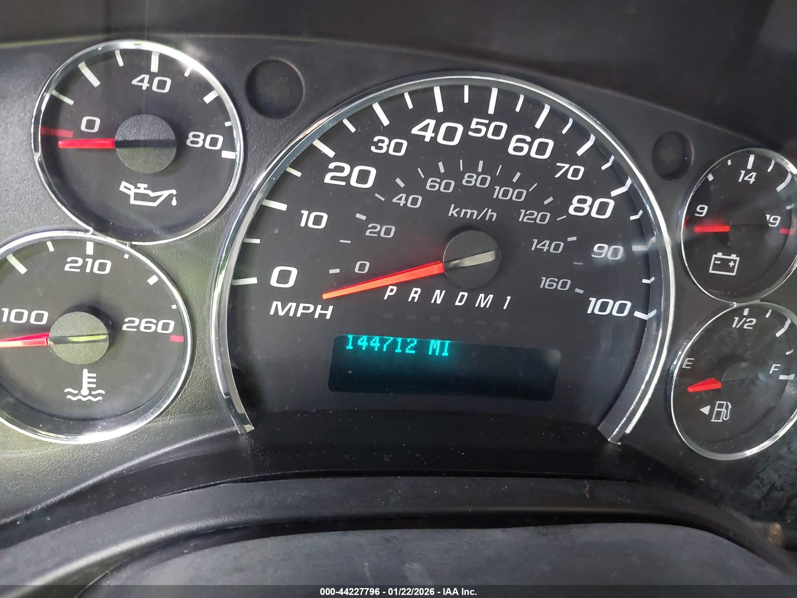 CHEVROLET EXPRESS image 7