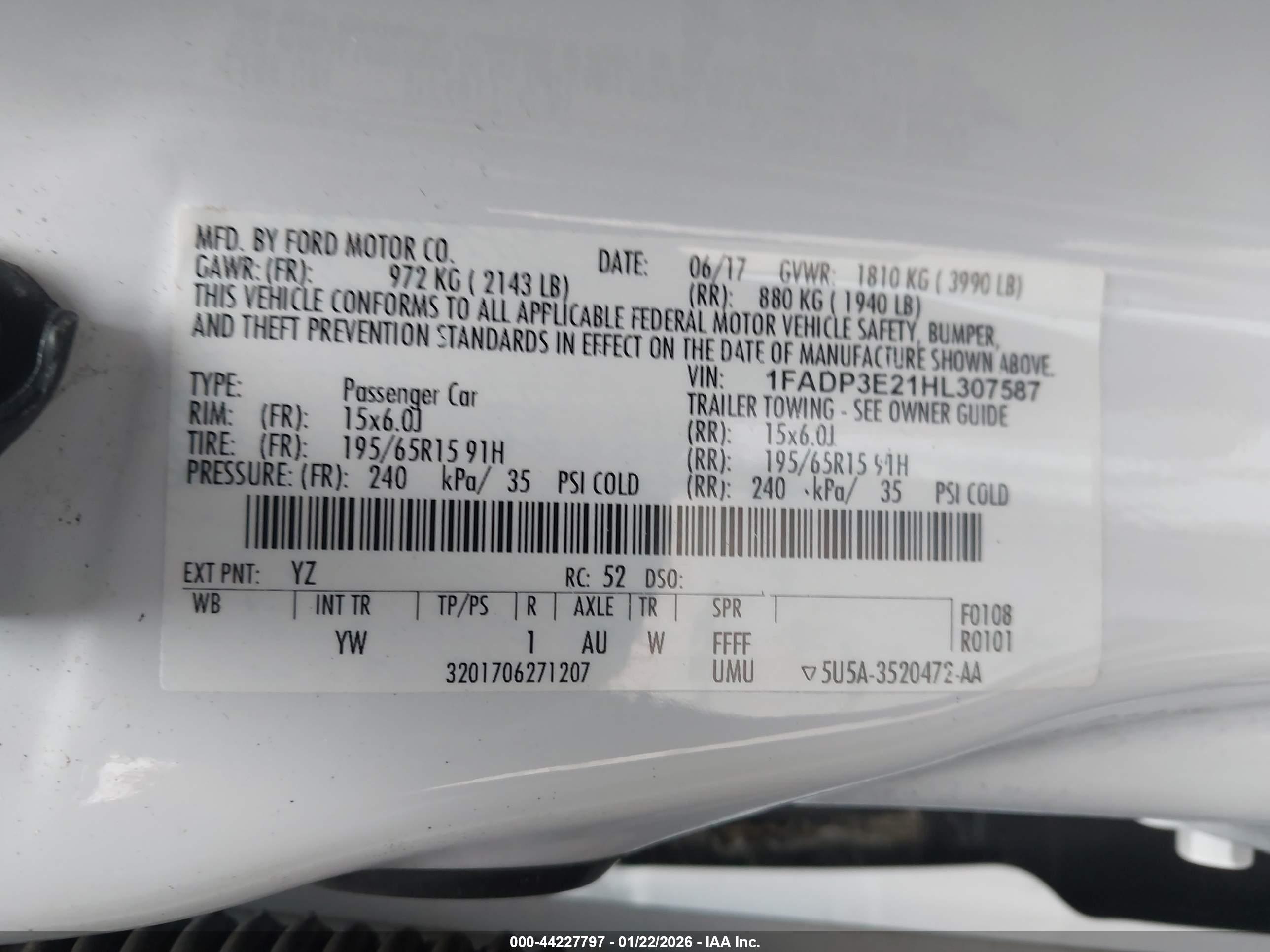 FORD FOCUS image 9