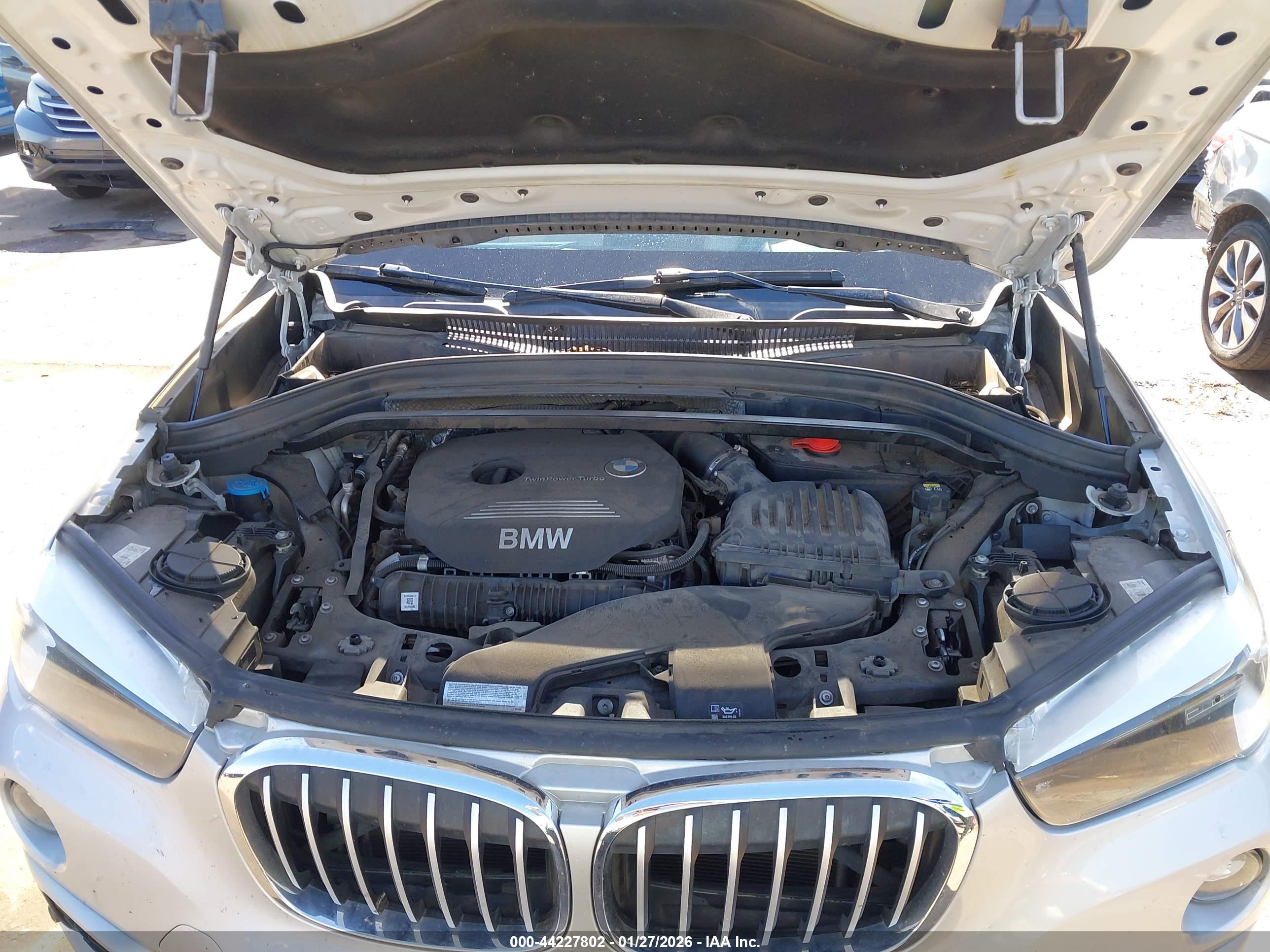 BMW X1 image 10
