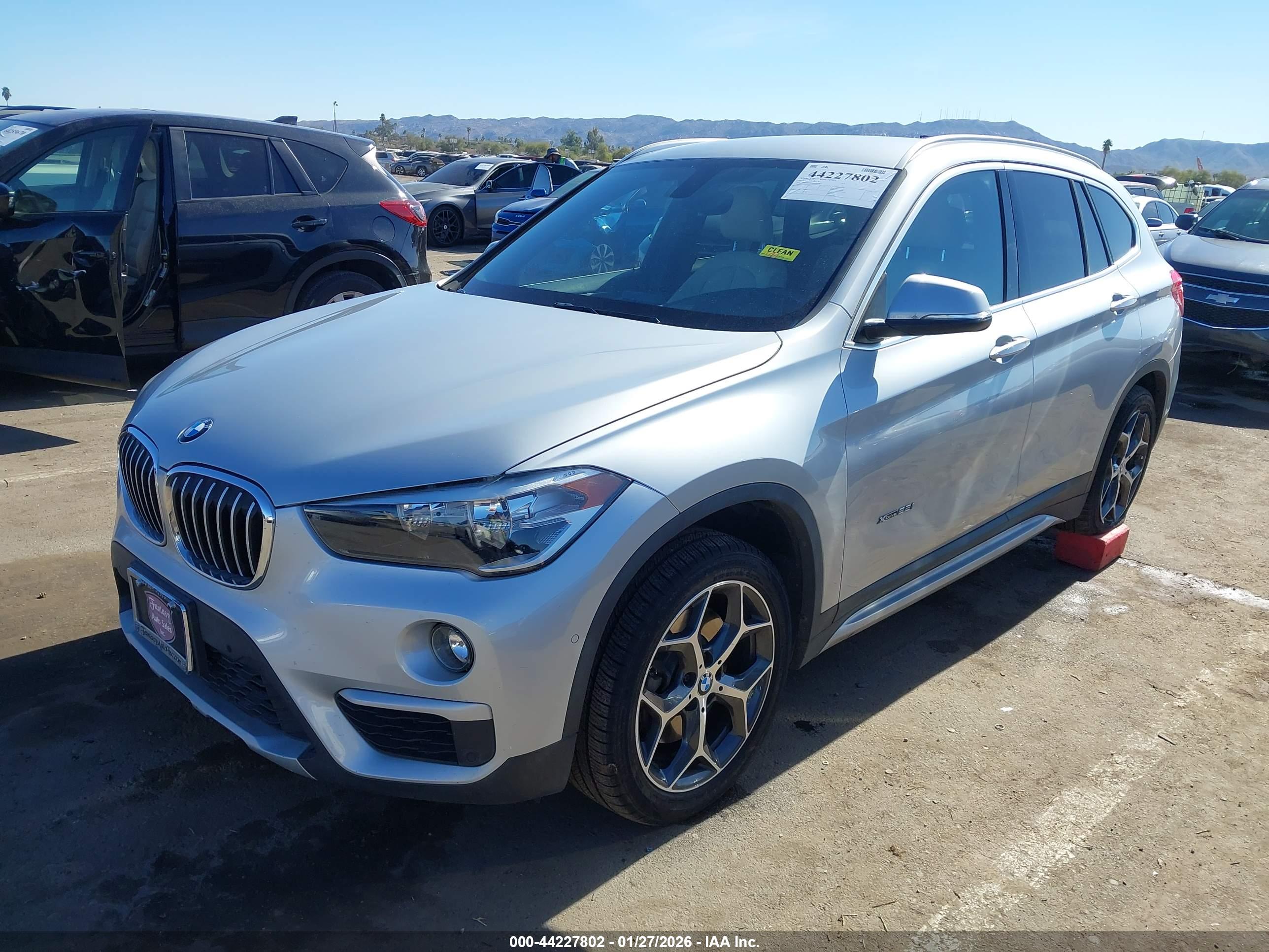 BMW X1 image 2