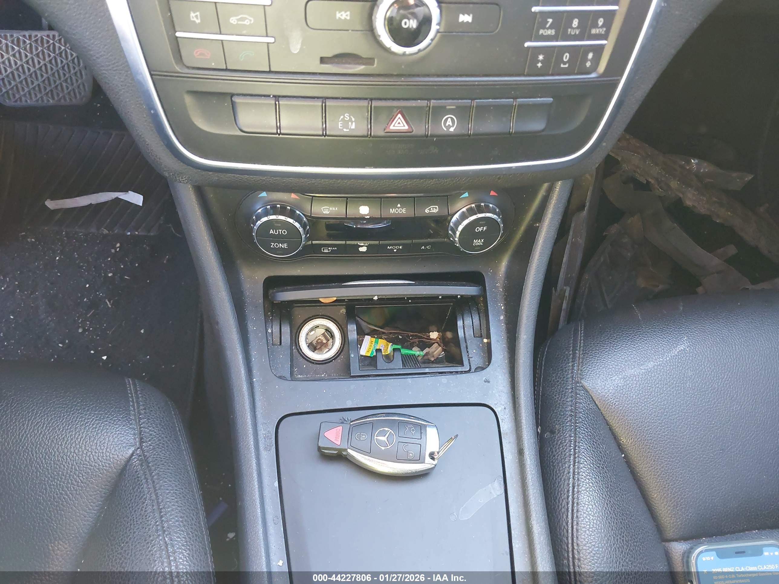 MERCEDES-BENZ CLA image 11