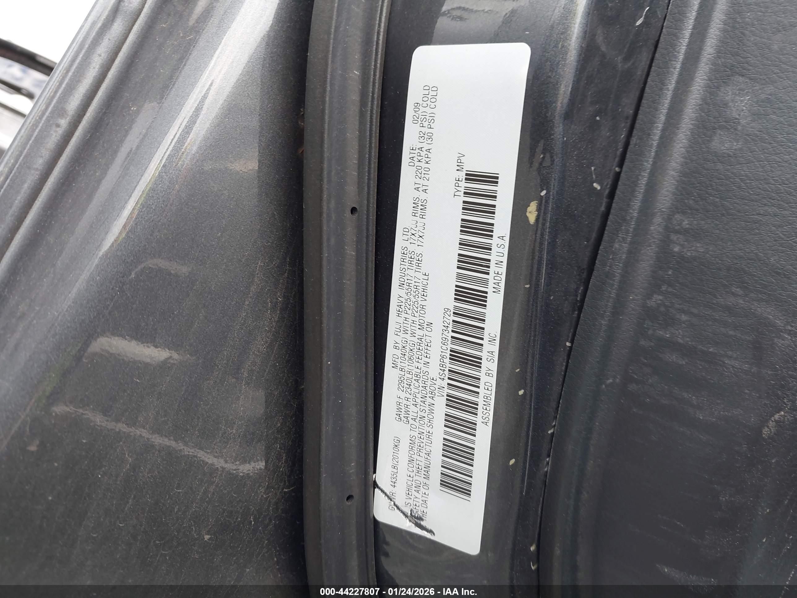 SUBARU OUTBACK image 9