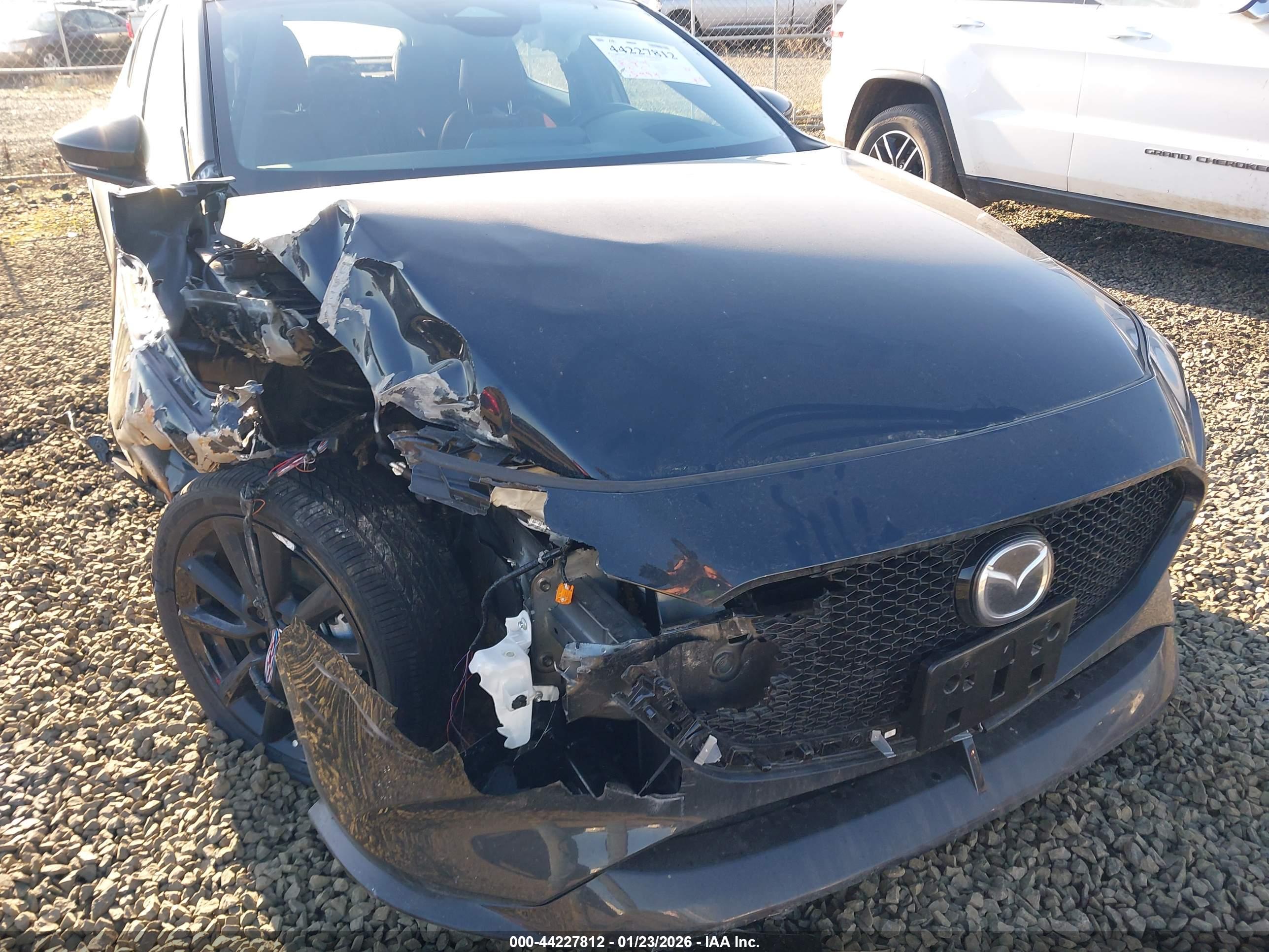 MAZDA MAZDA3 image 6