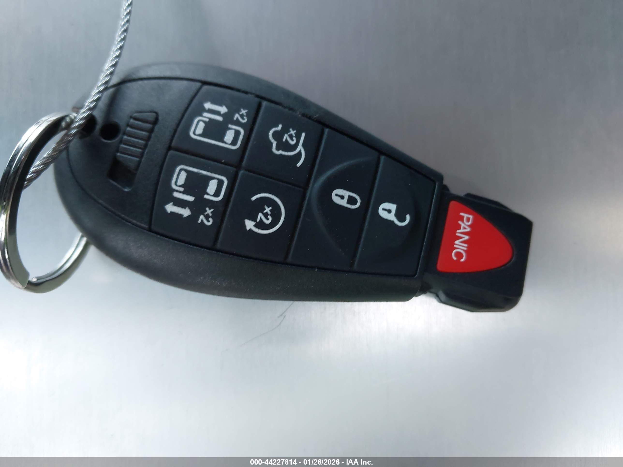 CHRYSLER TOWN image 11