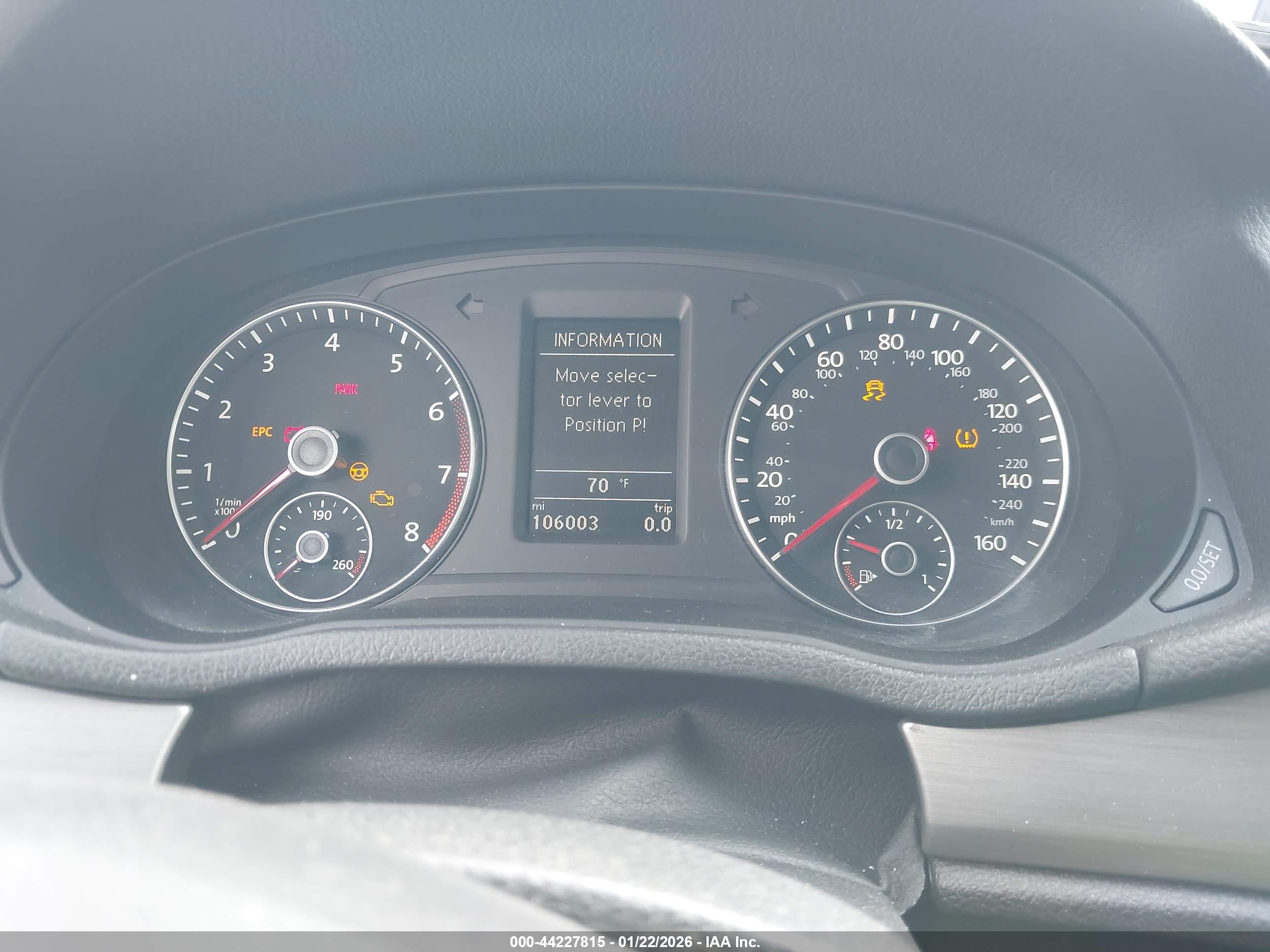 VOLKSWAGEN PASSAT image 7