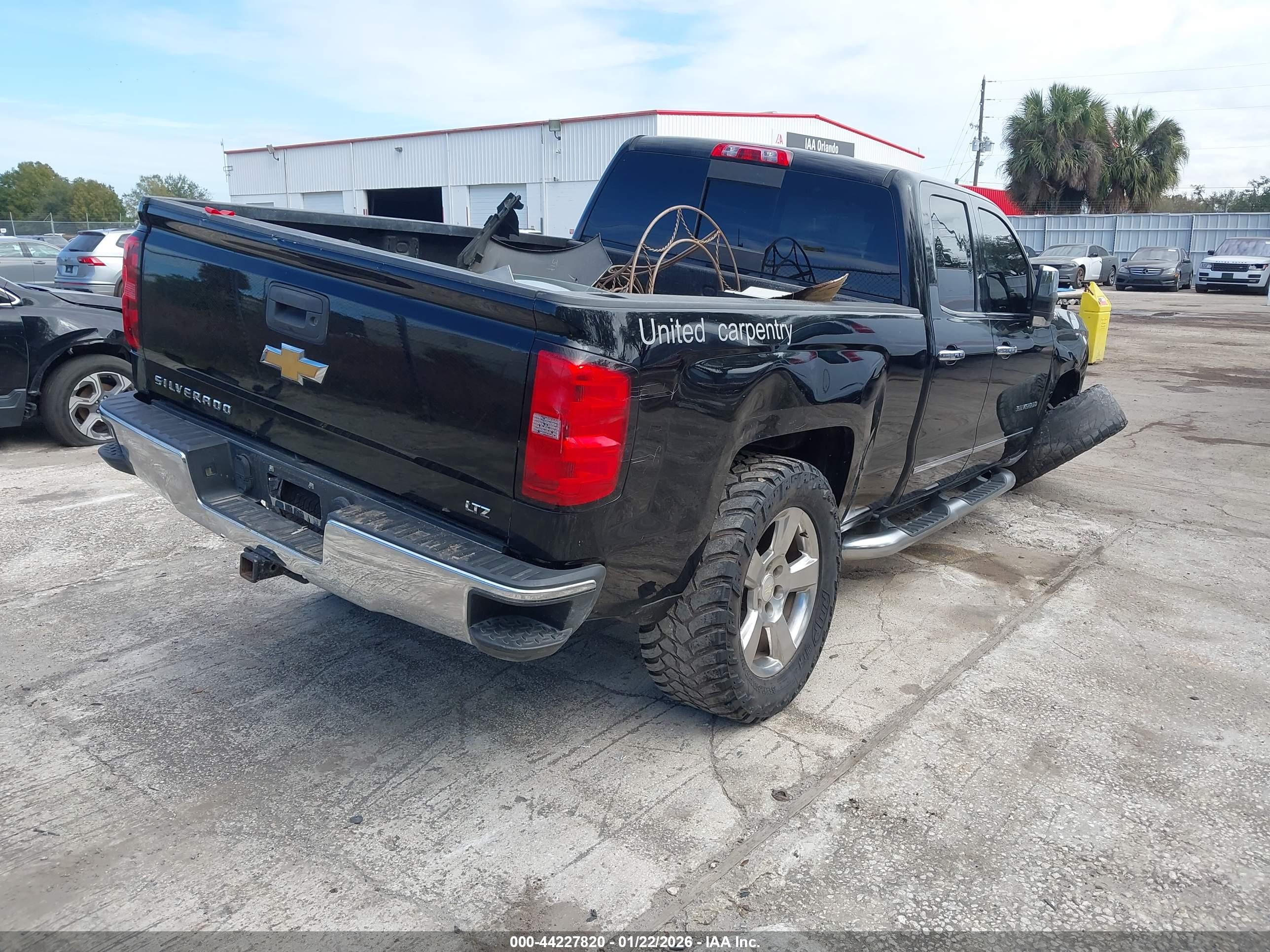 CHEVROLET SILVERADO image 4