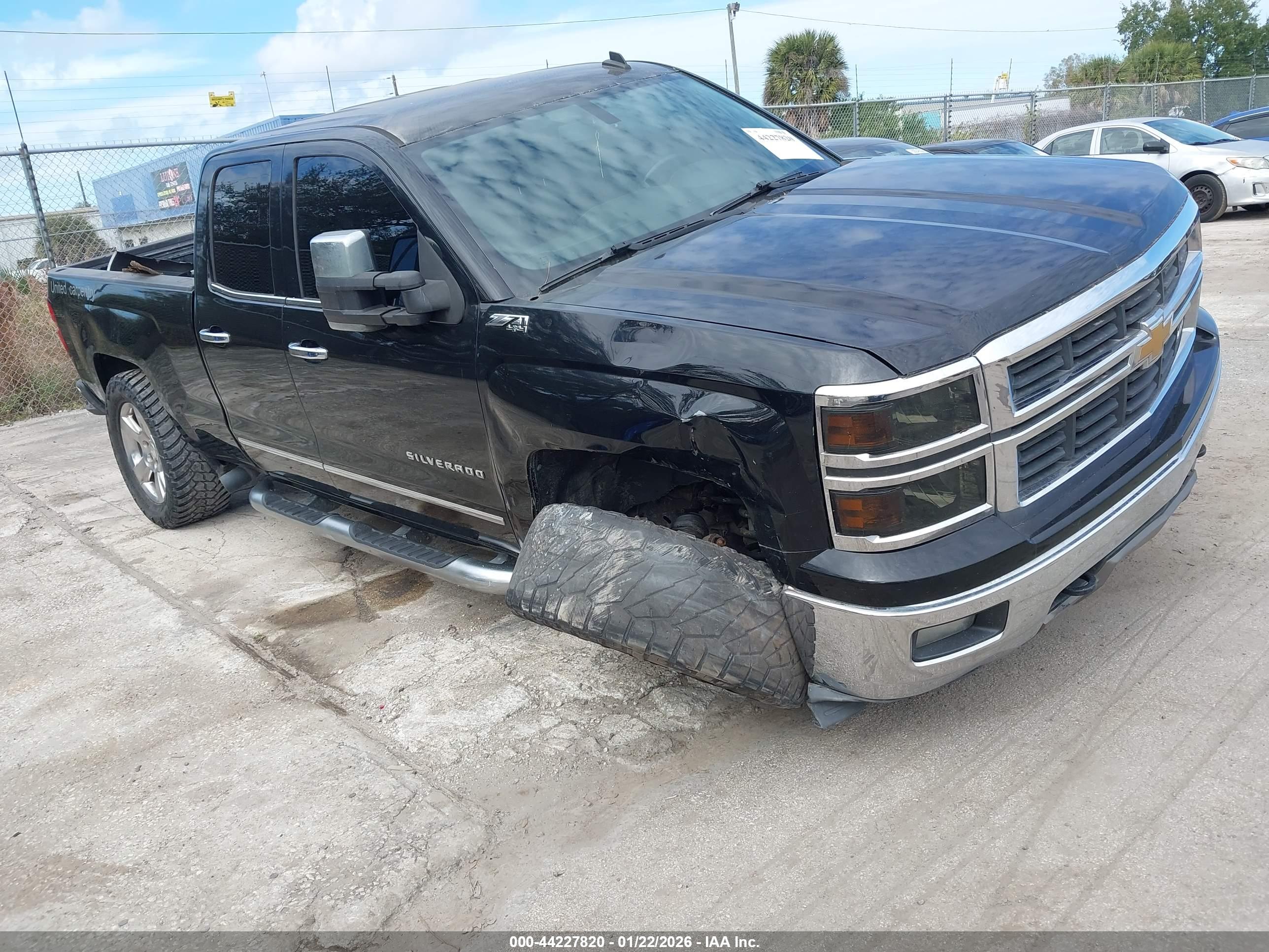CHEVROLET SILVERADO image 6
