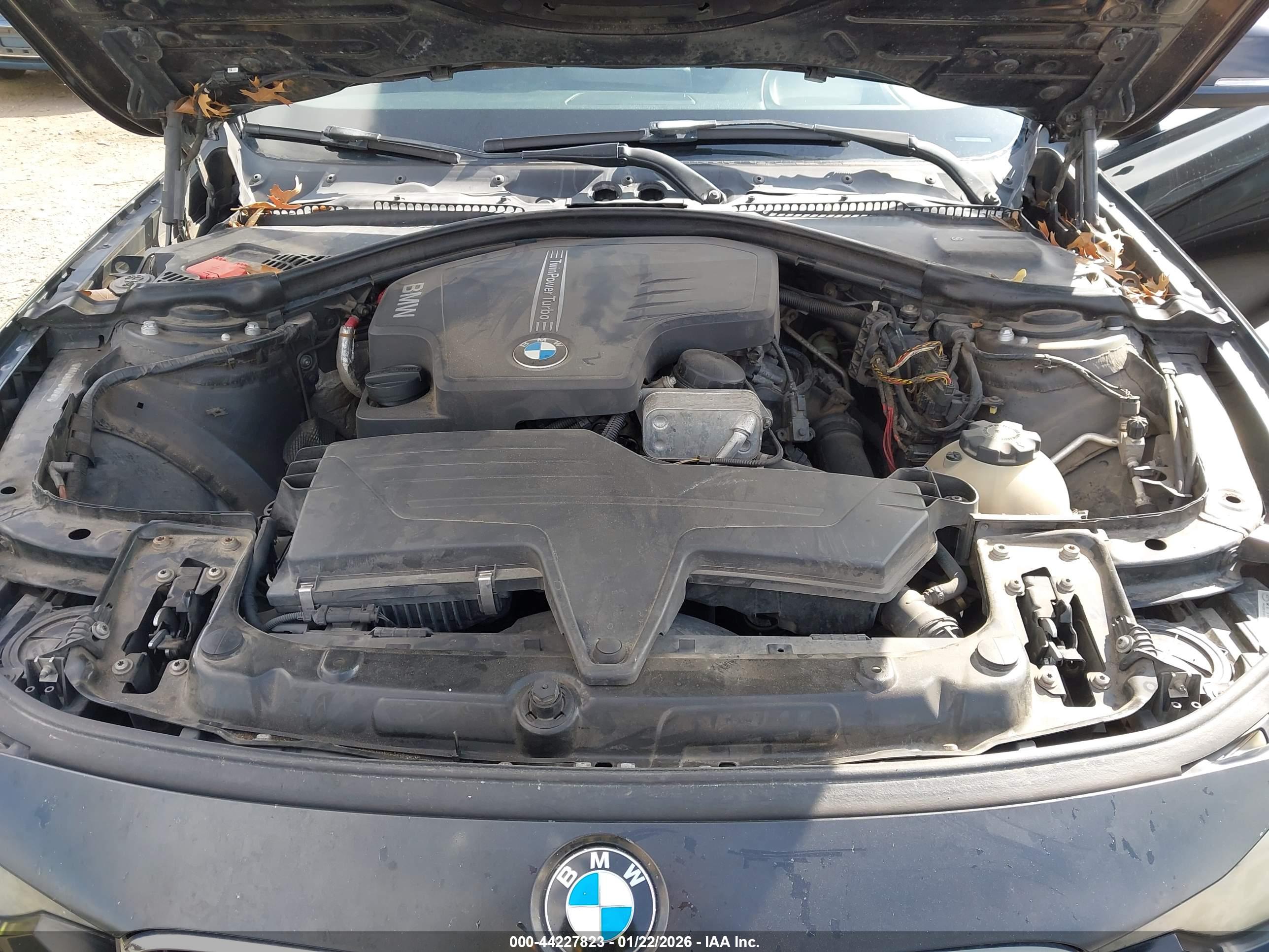 BMW 328I image 10