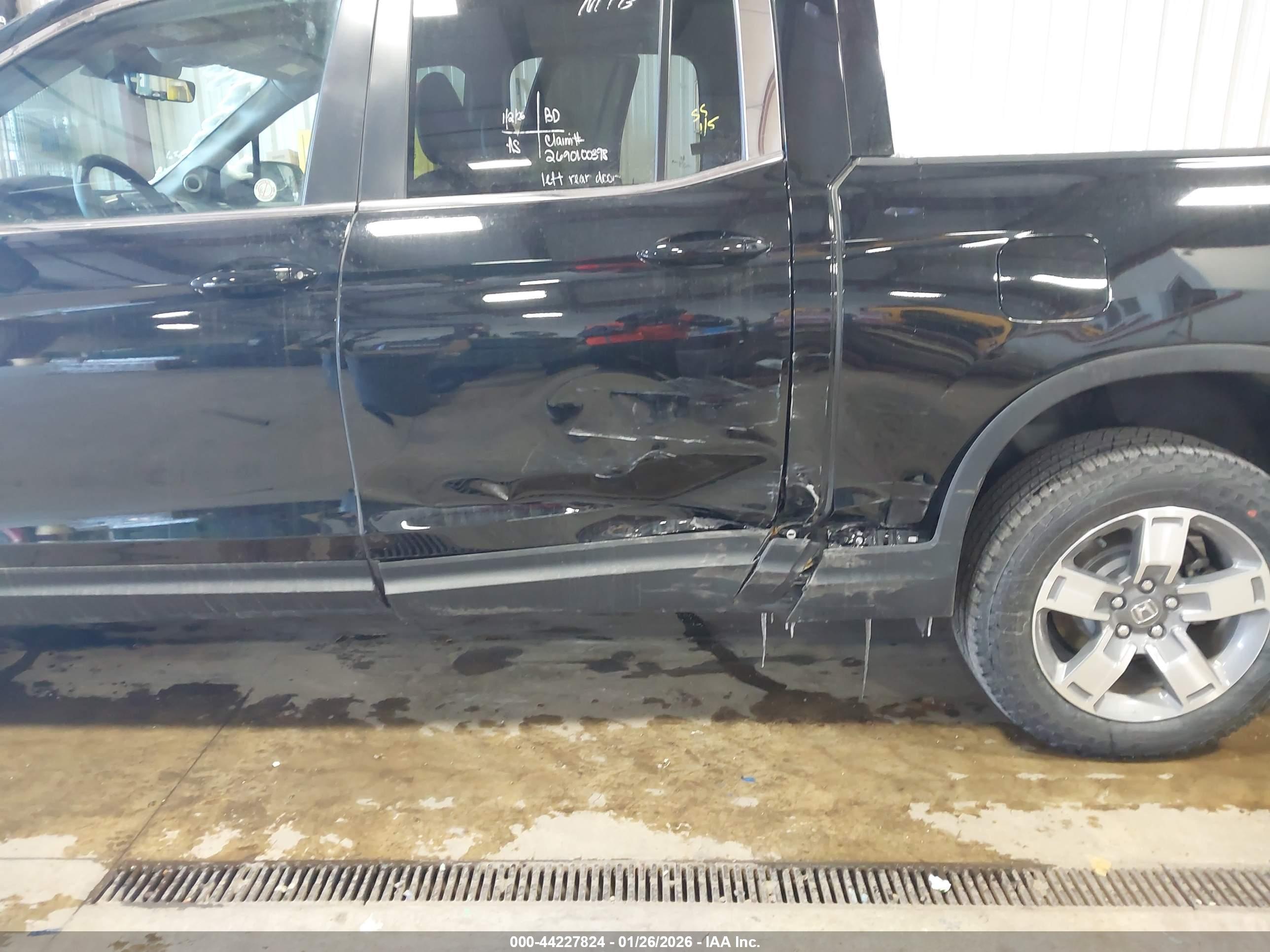 HONDA RIDGELINE image 6