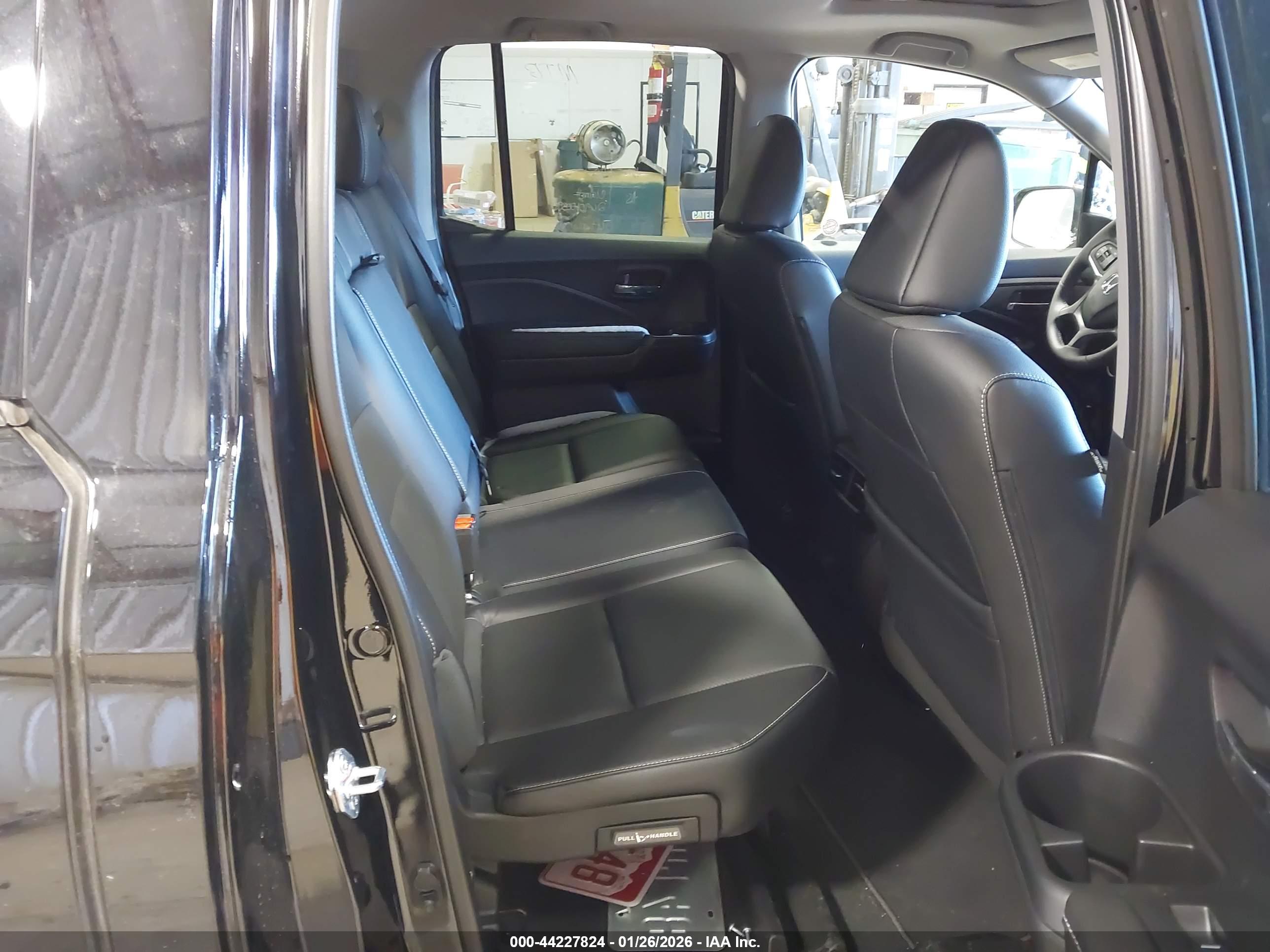 HONDA RIDGELINE image 8