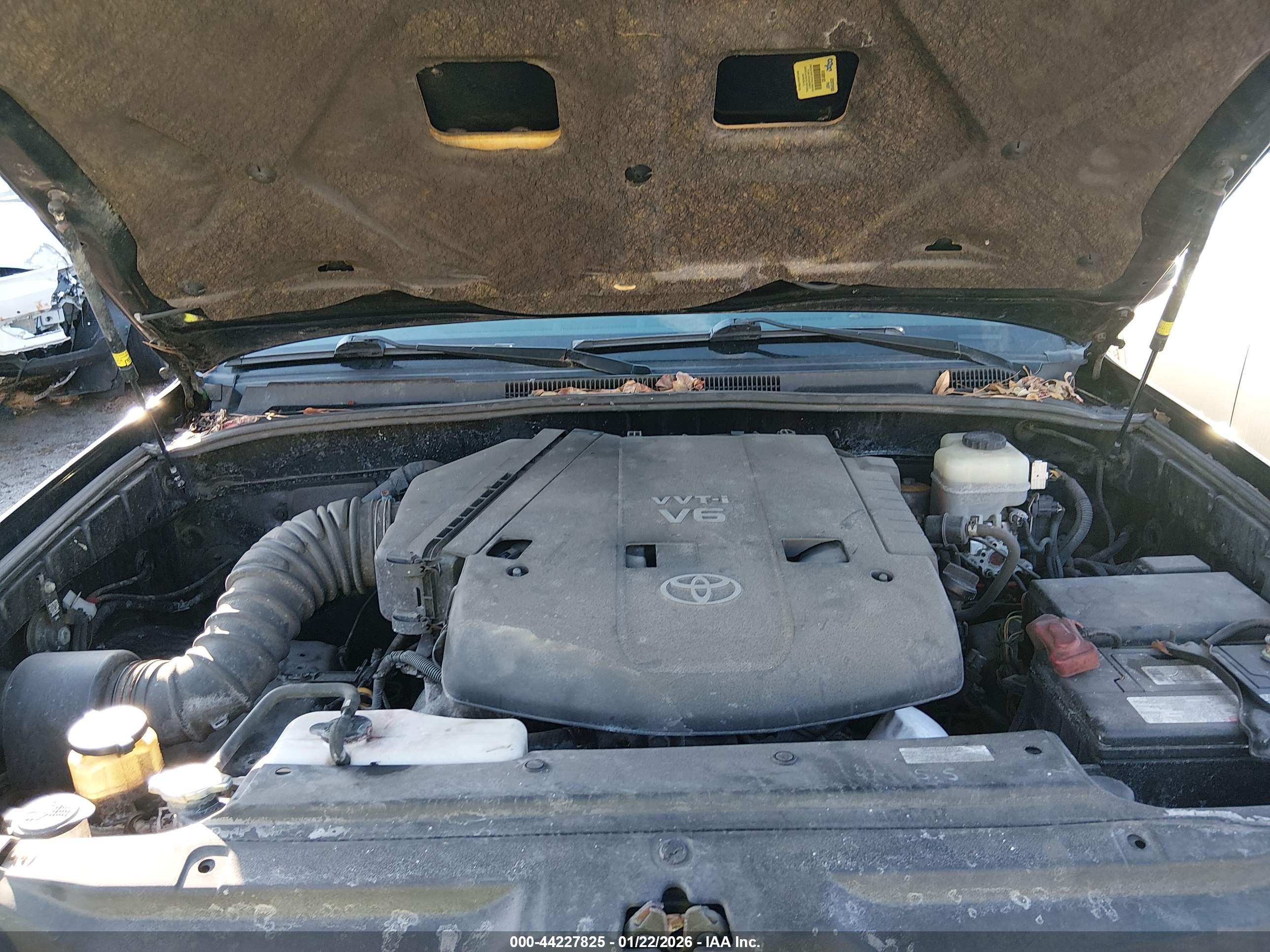 TOYOTA 4RUNNER image 10
