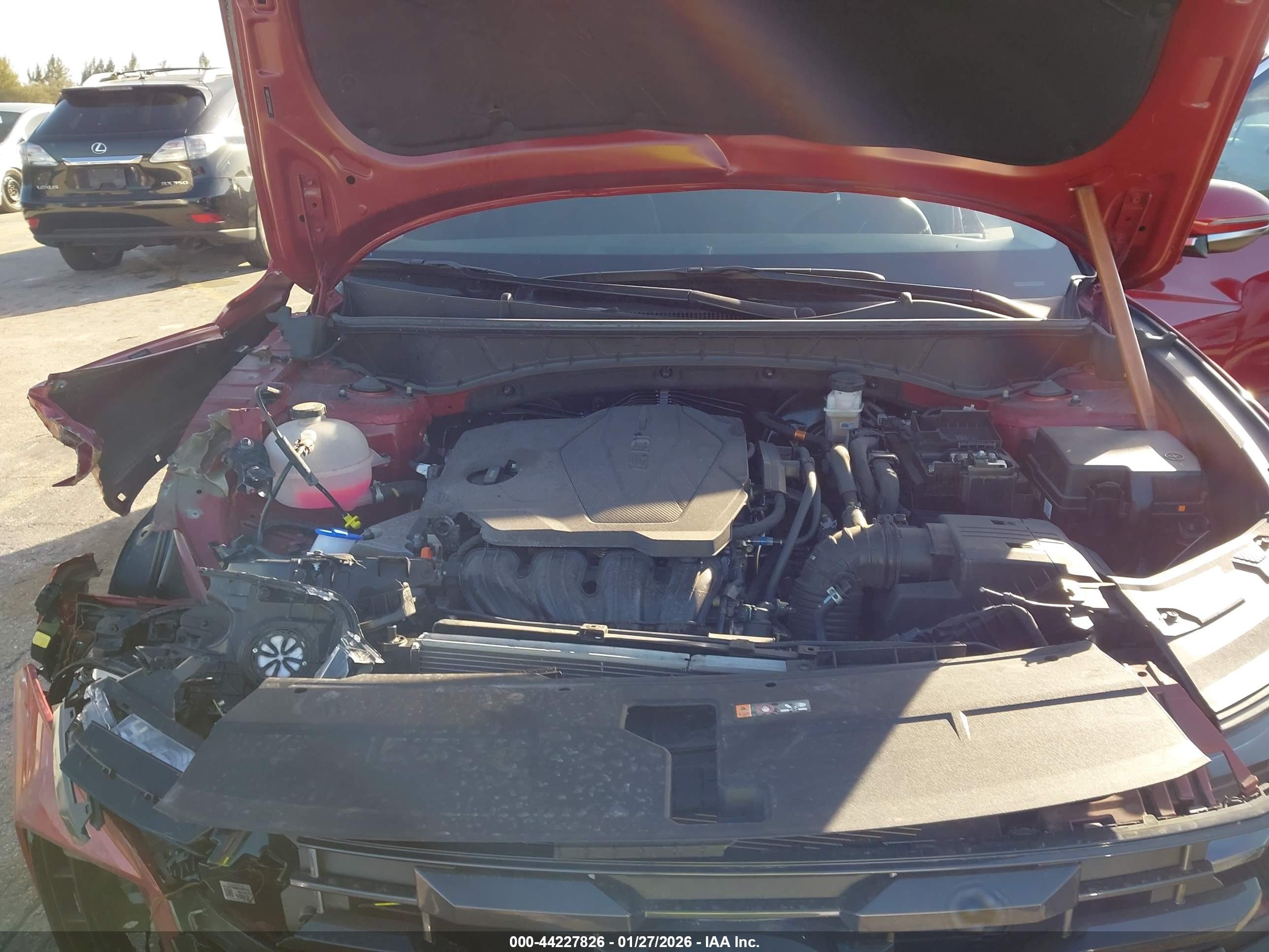 HYUNDAI TUCSON image 10
