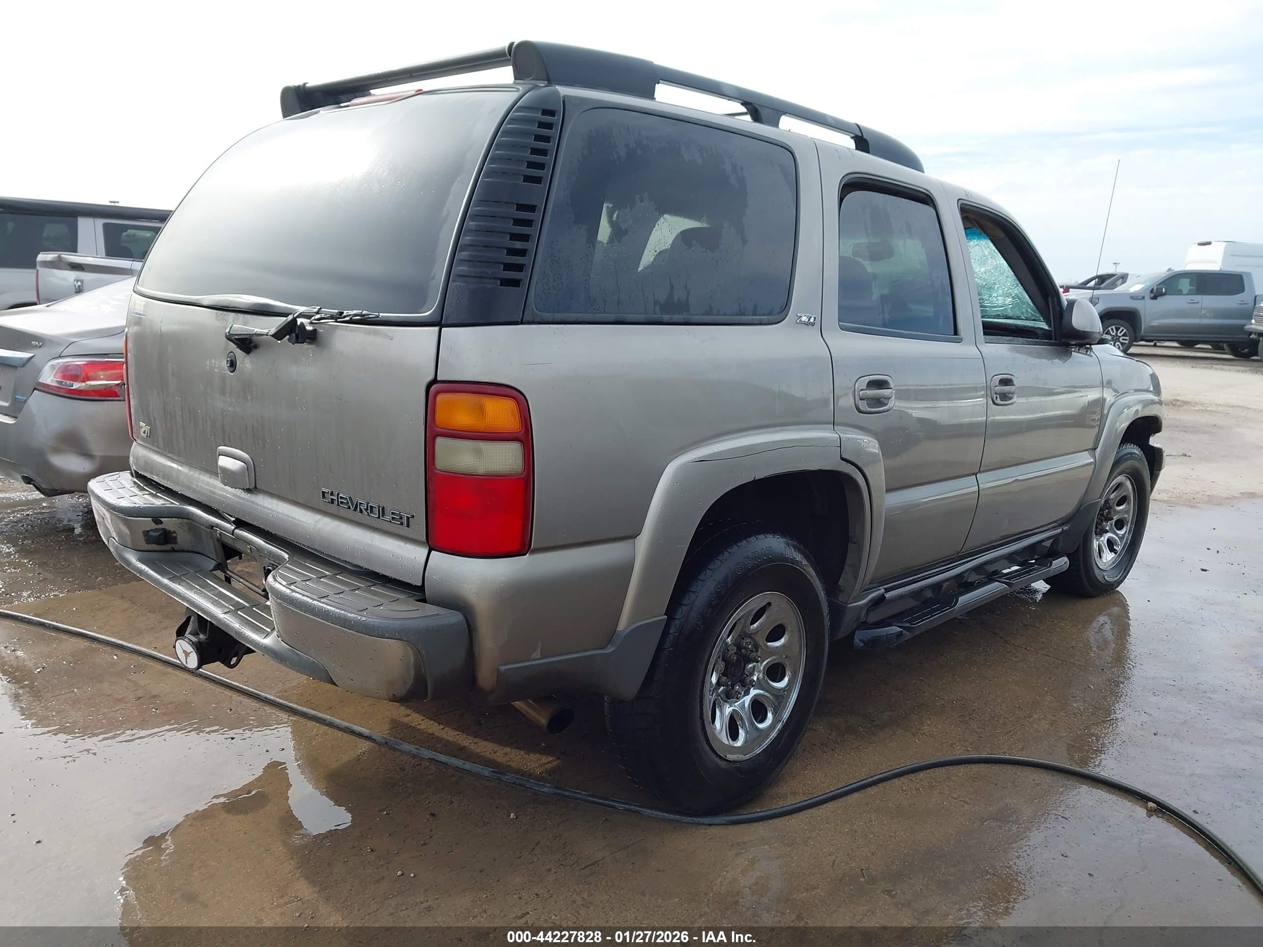 CHEVROLET TAHOE image 4
