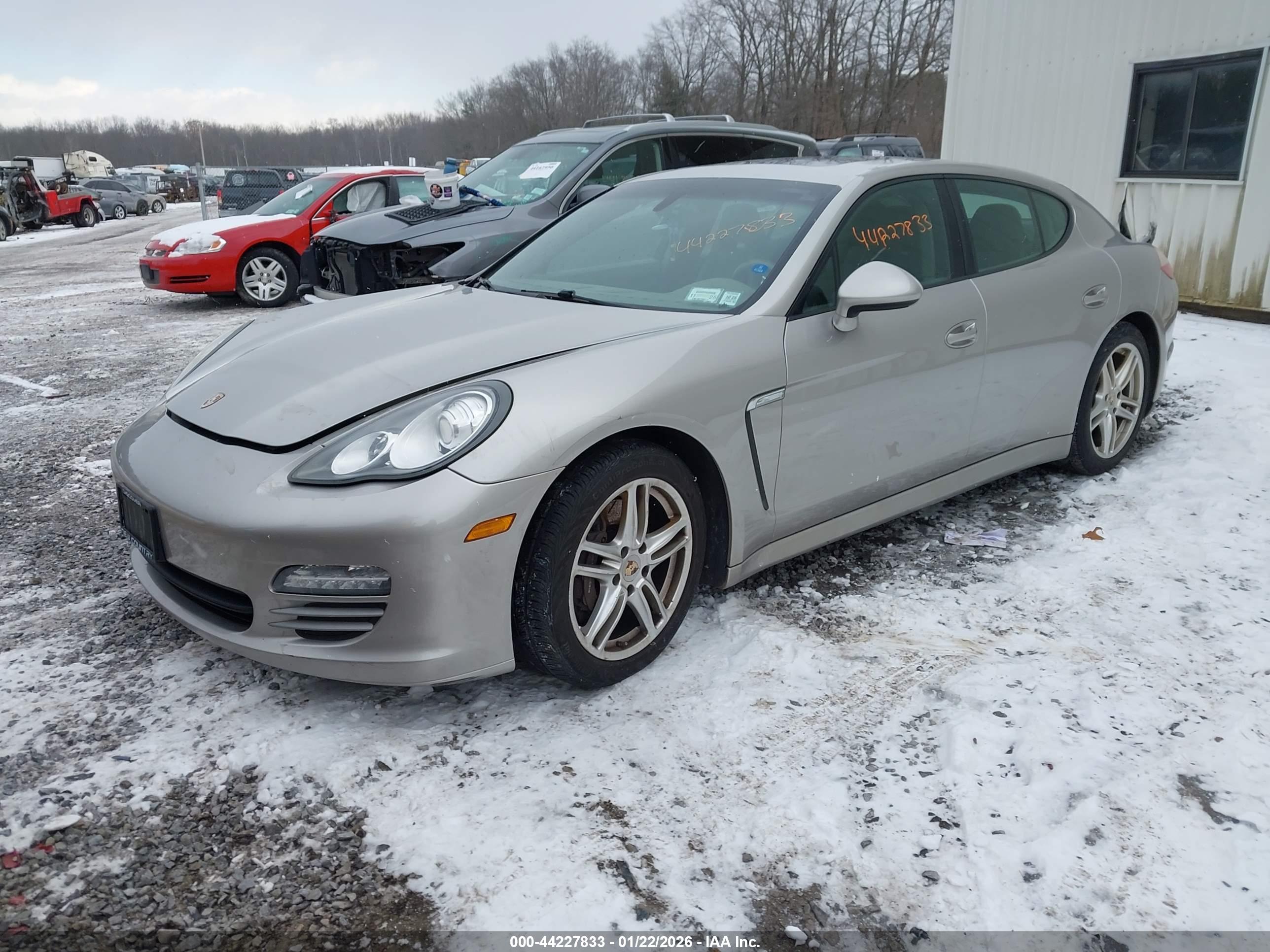 PORSCHE PANAMERA image 2