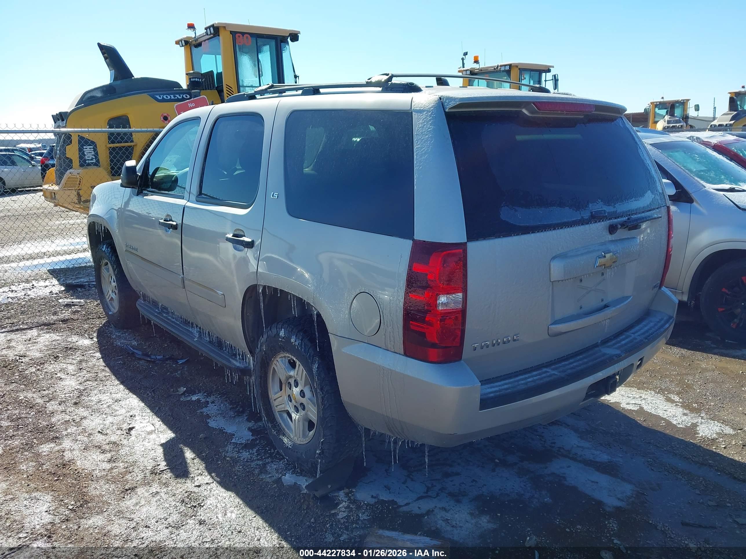 CHEVROLET TAHOE image 3