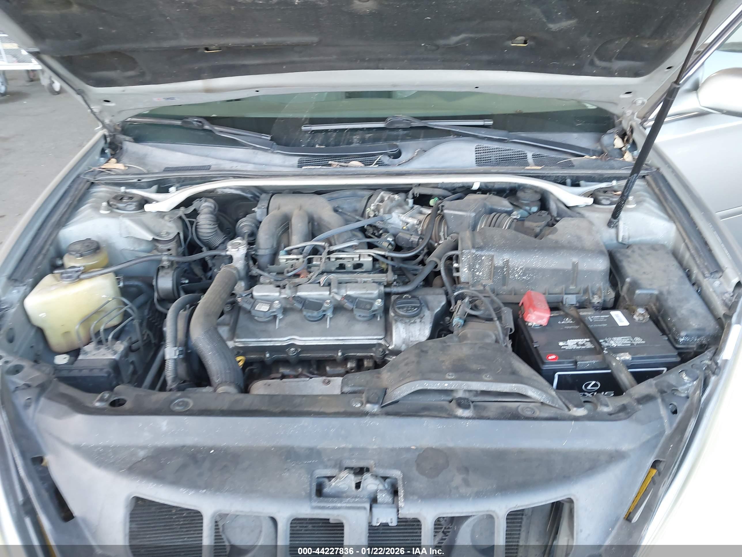 LEXUS ES image 10
