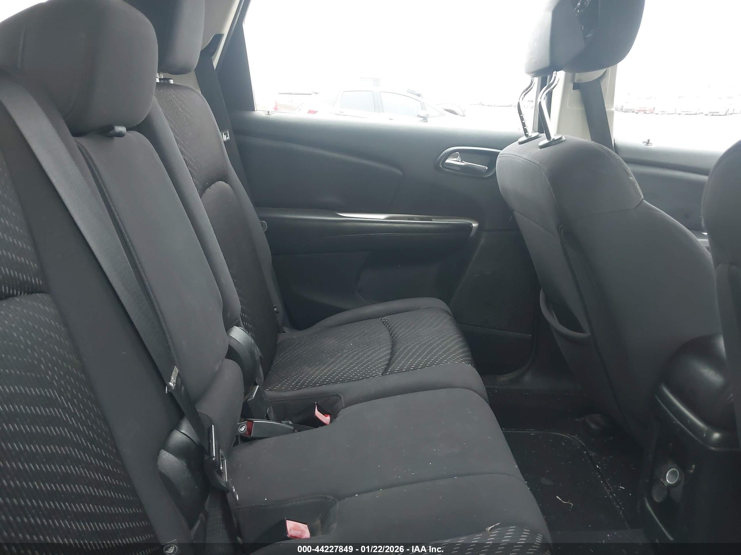 DODGE JOURNEY image 8