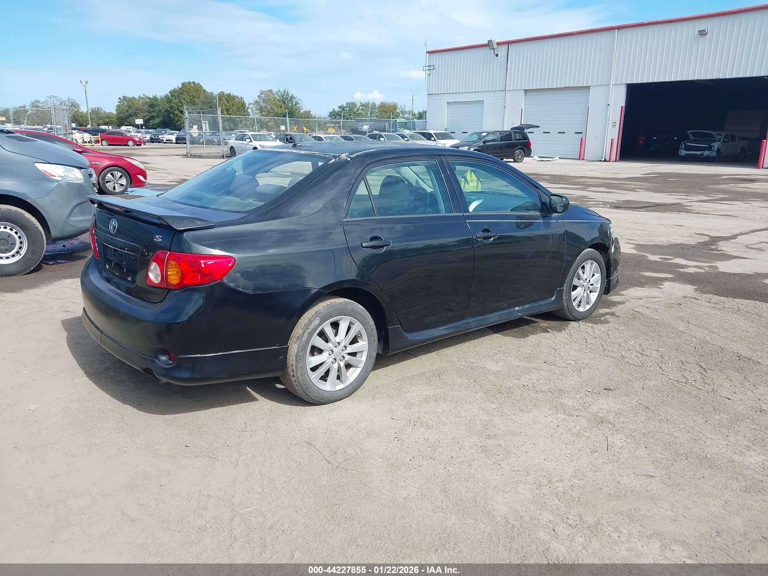 TOYOTA COROLLA image 4