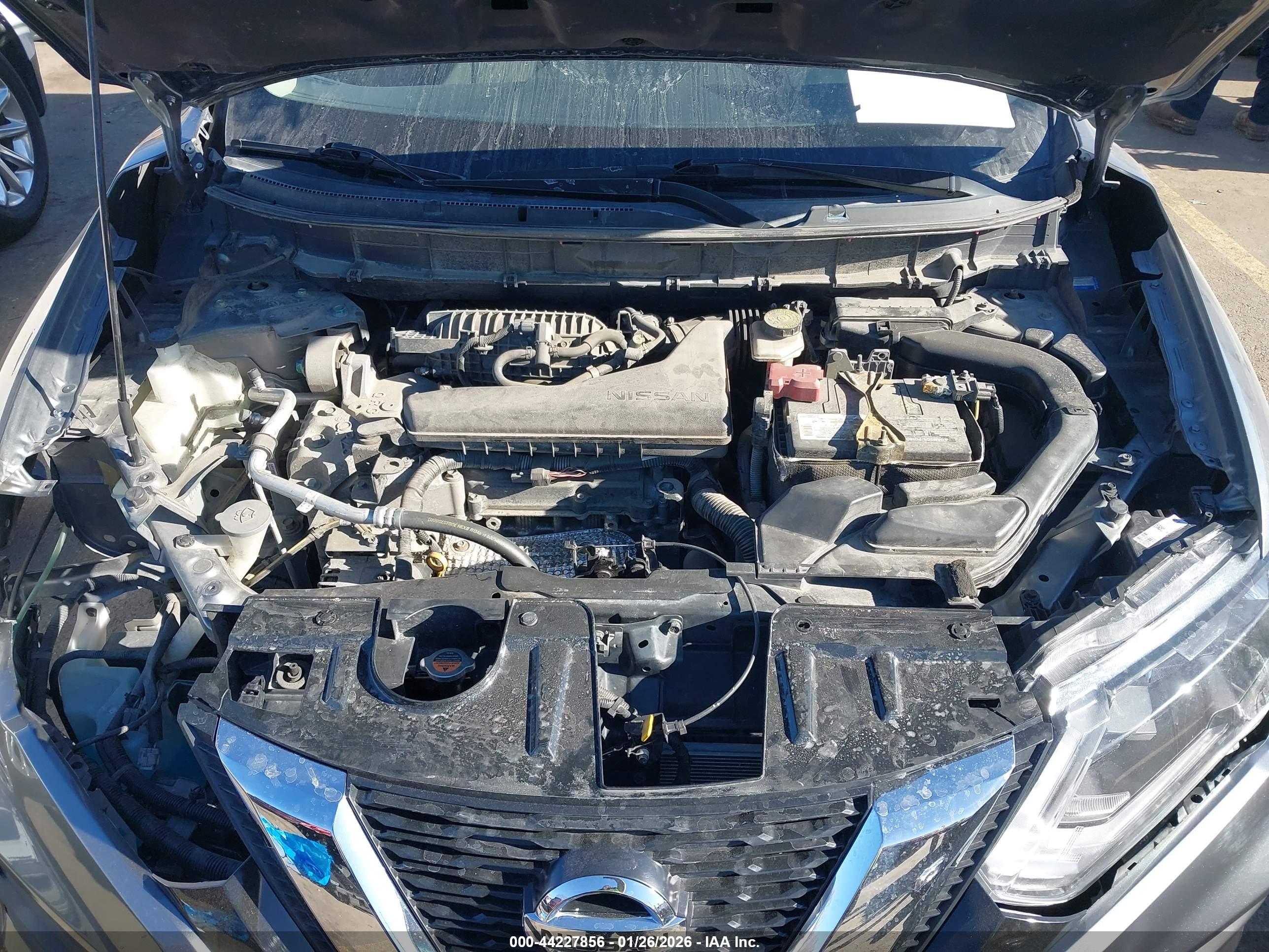 NISSAN ROGUE image 10