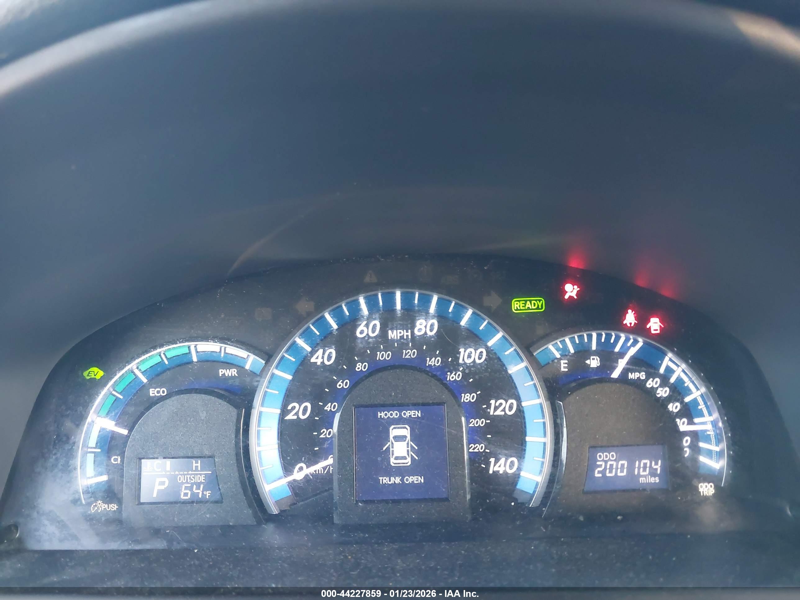 TOYOTA CAMRY image 7