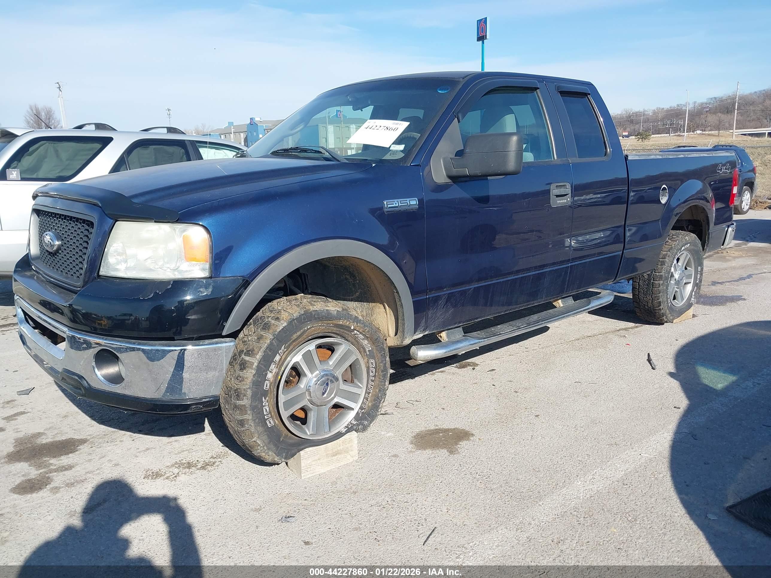 FORD F-150 image 2