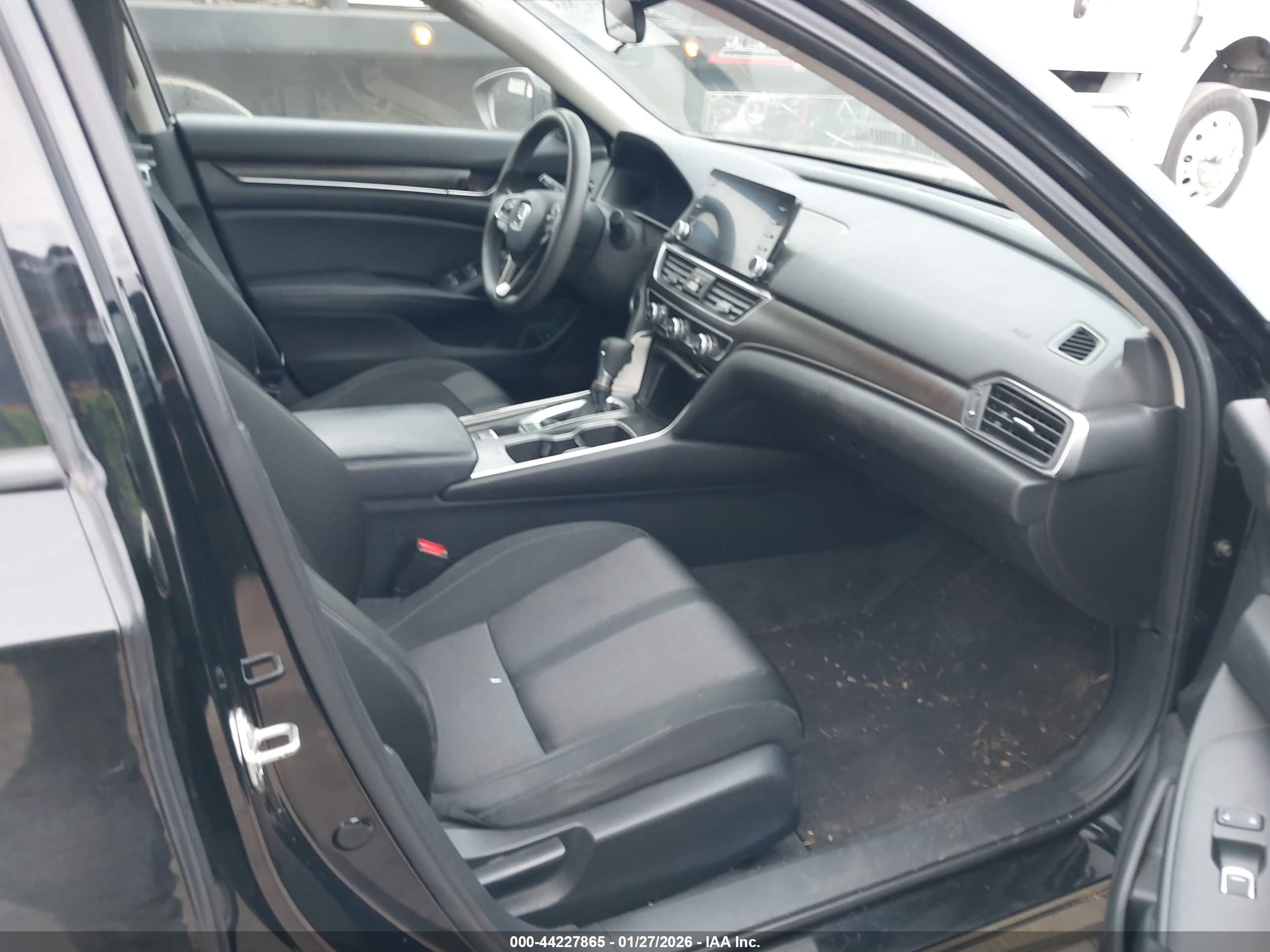 HONDA ACCORD image 5