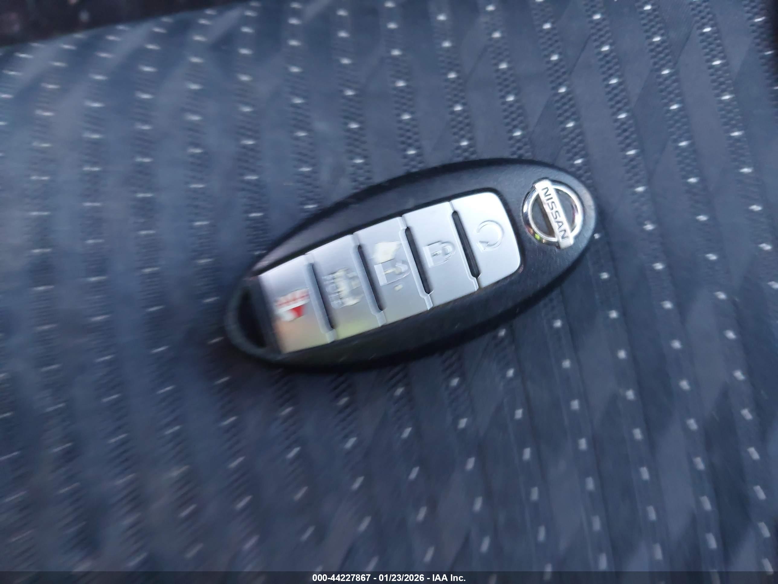 NISSAN ALTIMA image 11