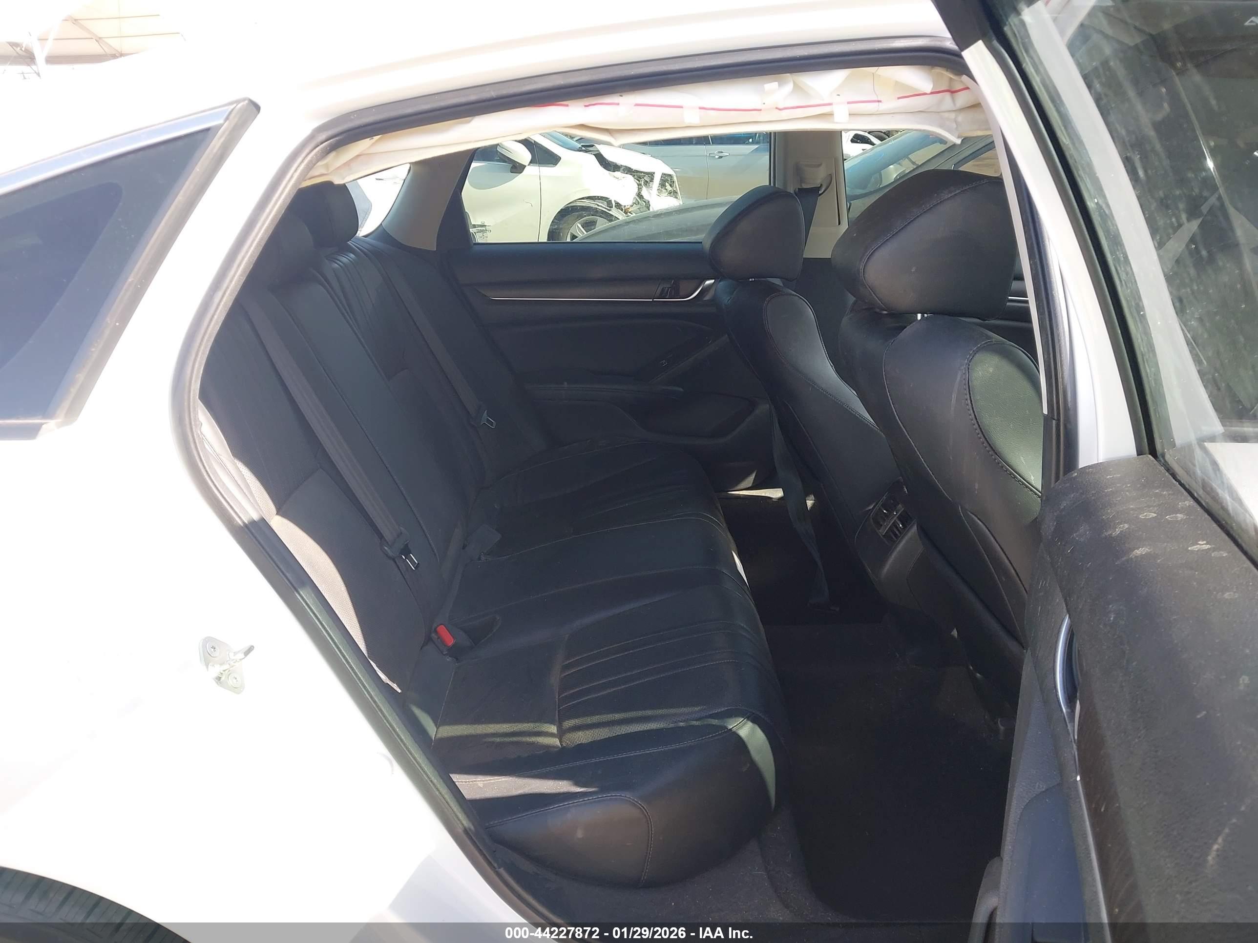 HONDA ACCORD image 8