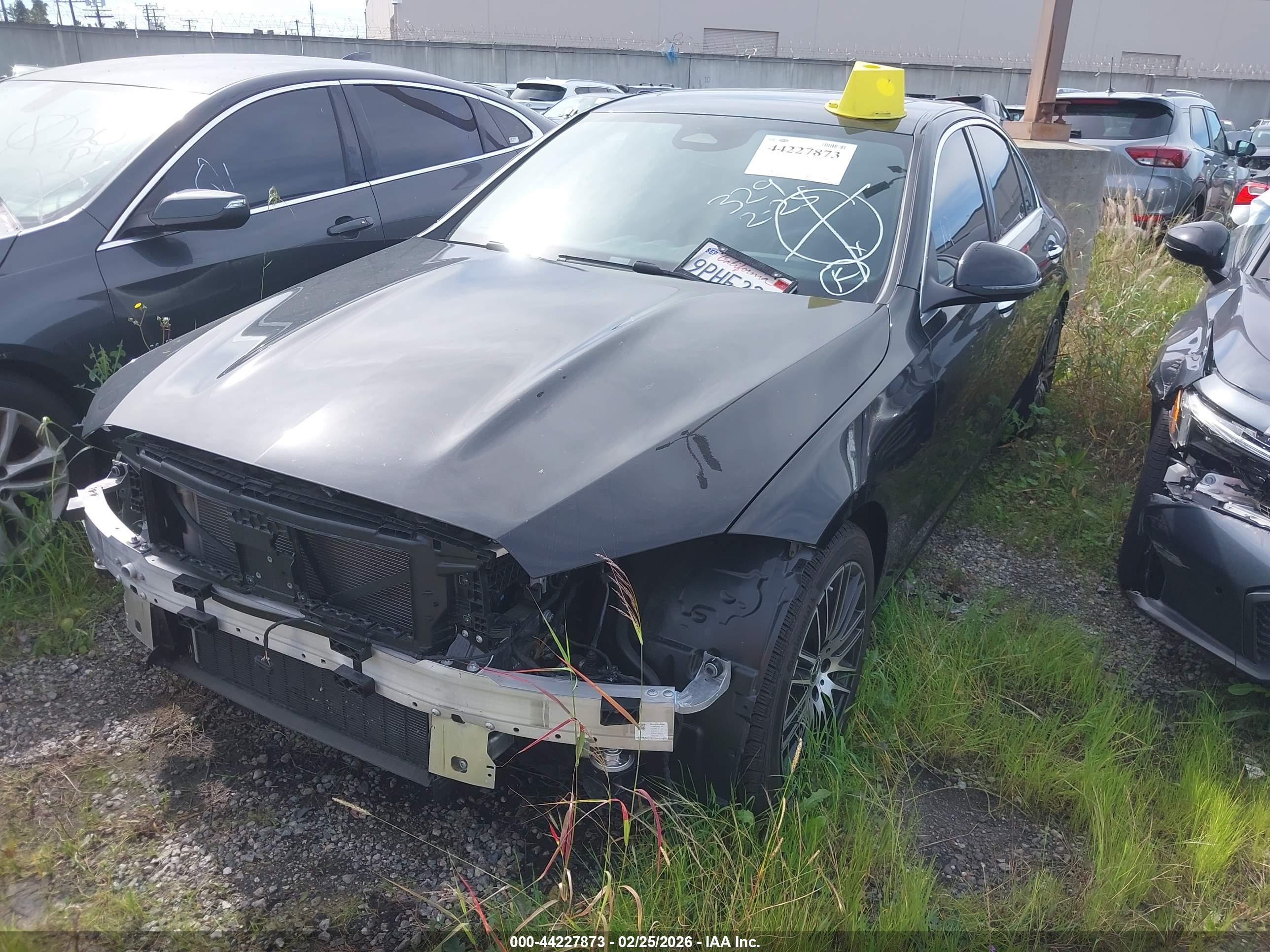 MERCEDES-BENZ C image 2
