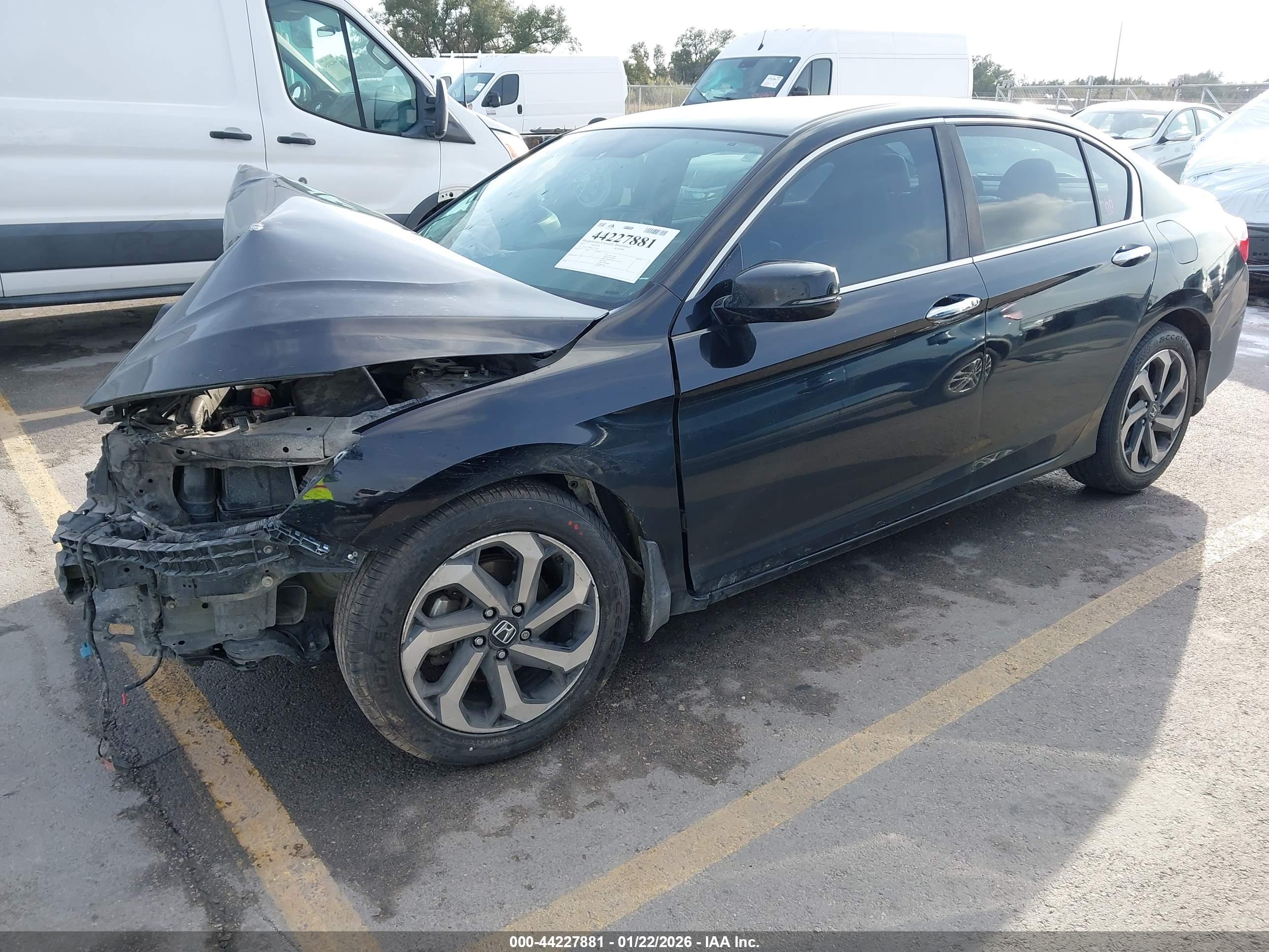 HONDA ACCORD image 2