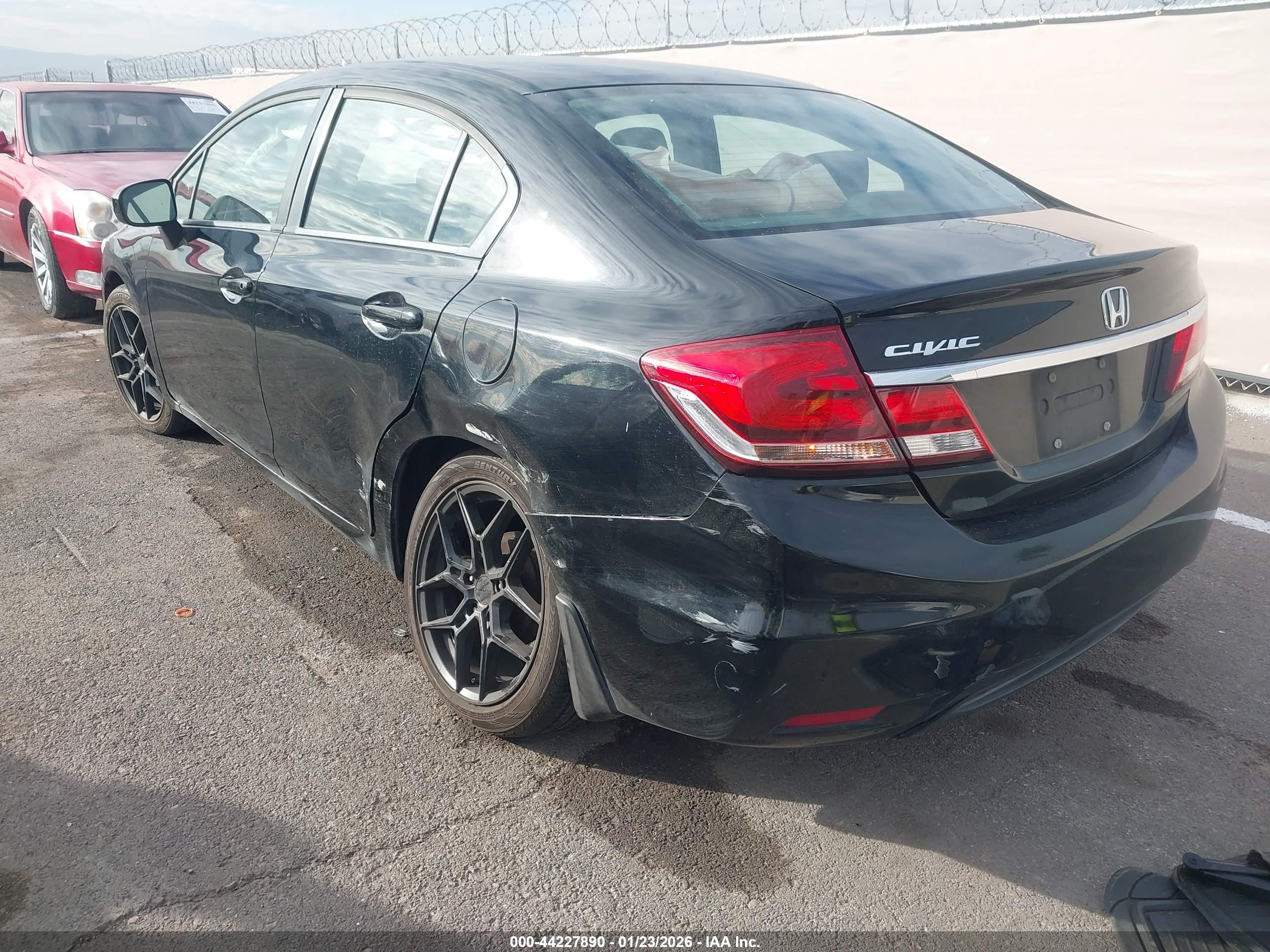 HONDA CIVIC image 3