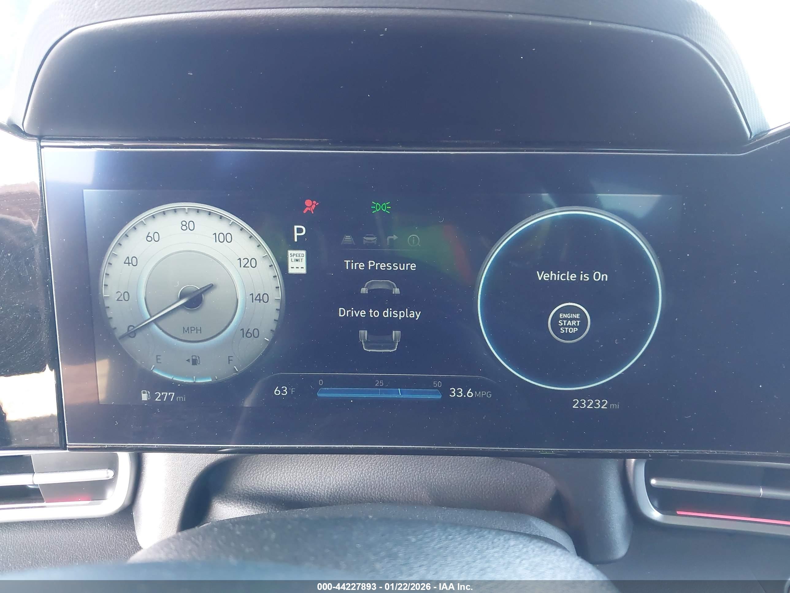HYUNDAI ELANTRA image 7