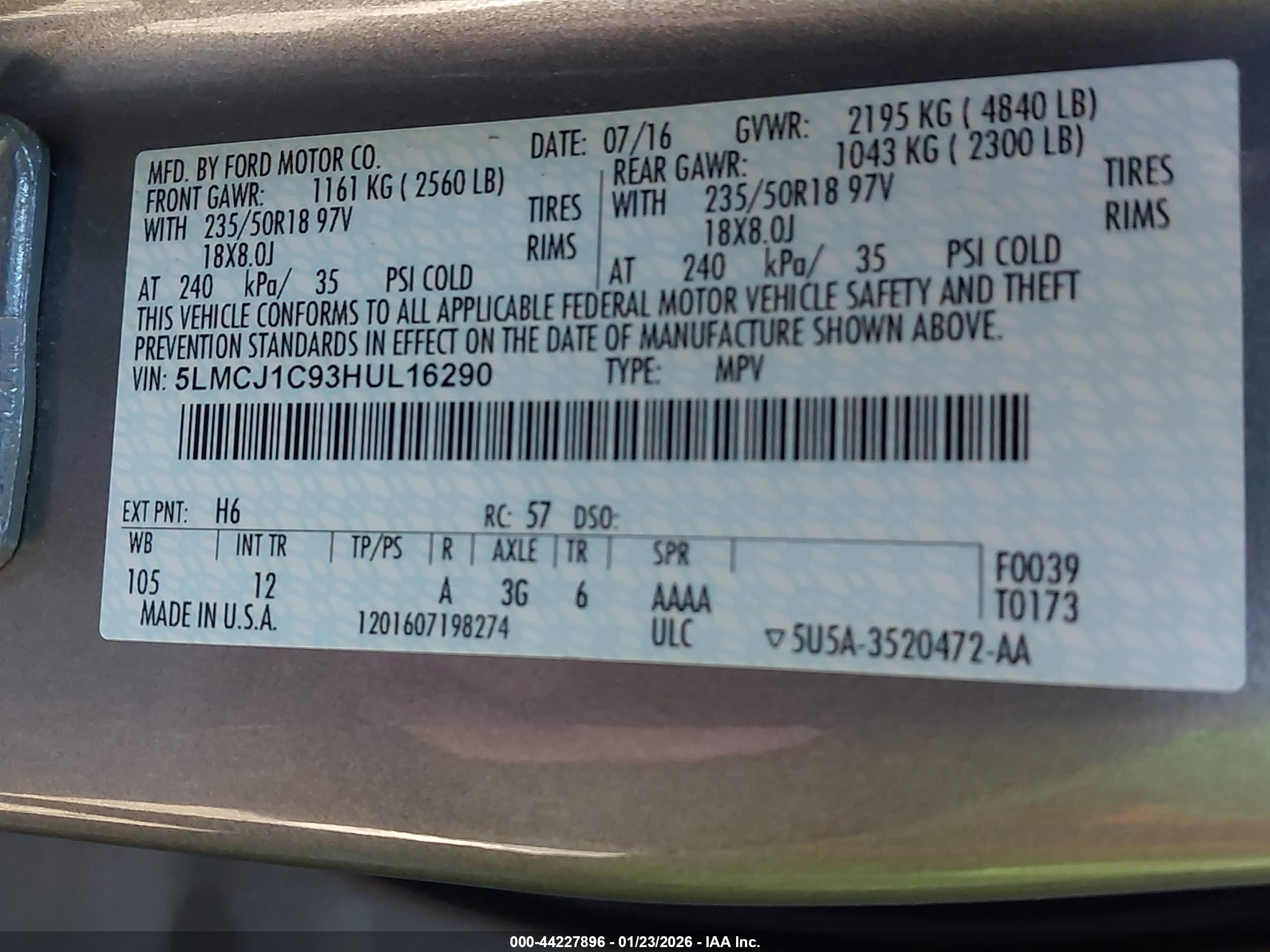 LINCOLN MKC image 9